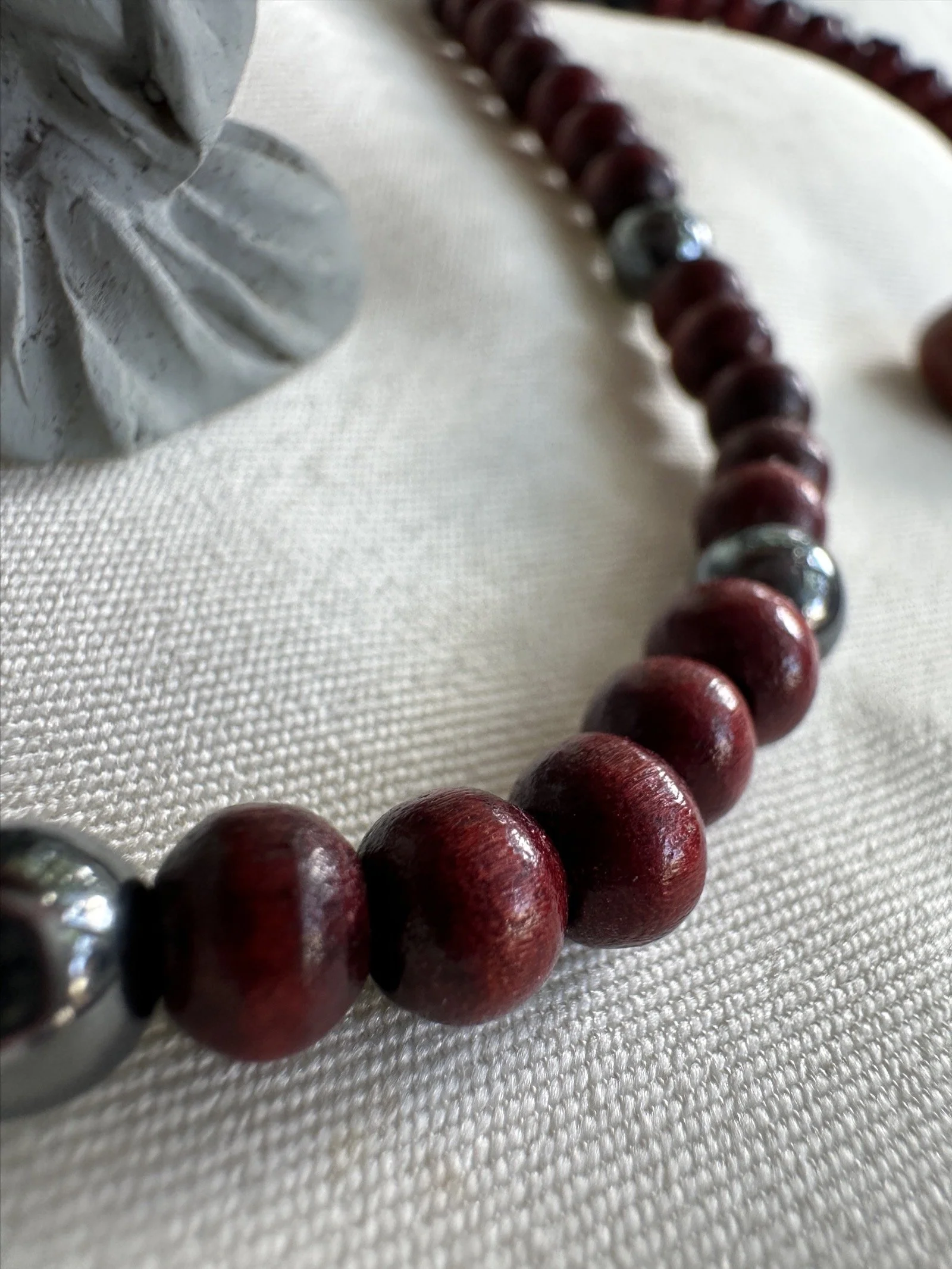 Sandal-wood-mala-beads-close-up.JPG