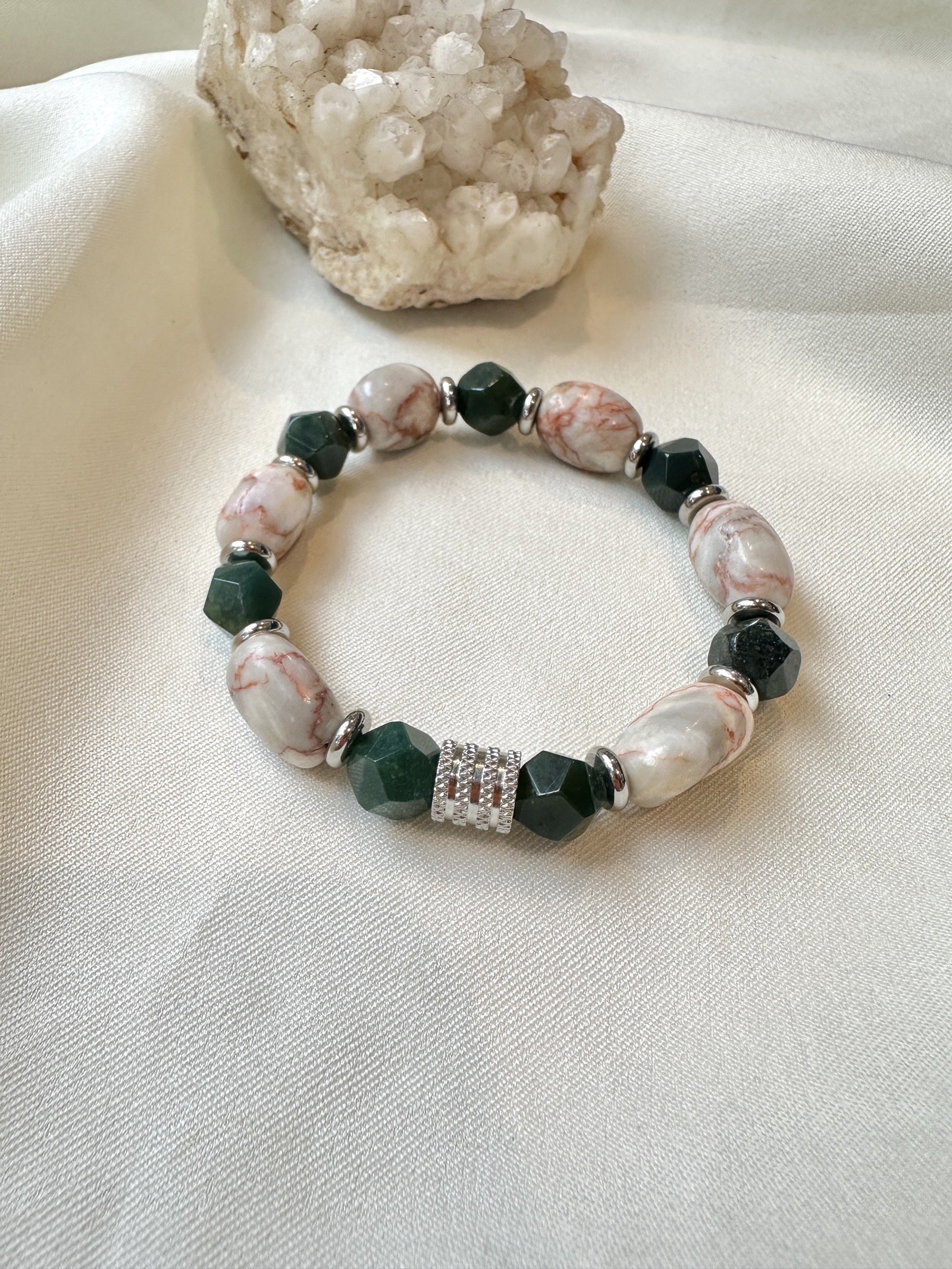 red-vein-jasper-moss-agate-womens-bracelet.JPG