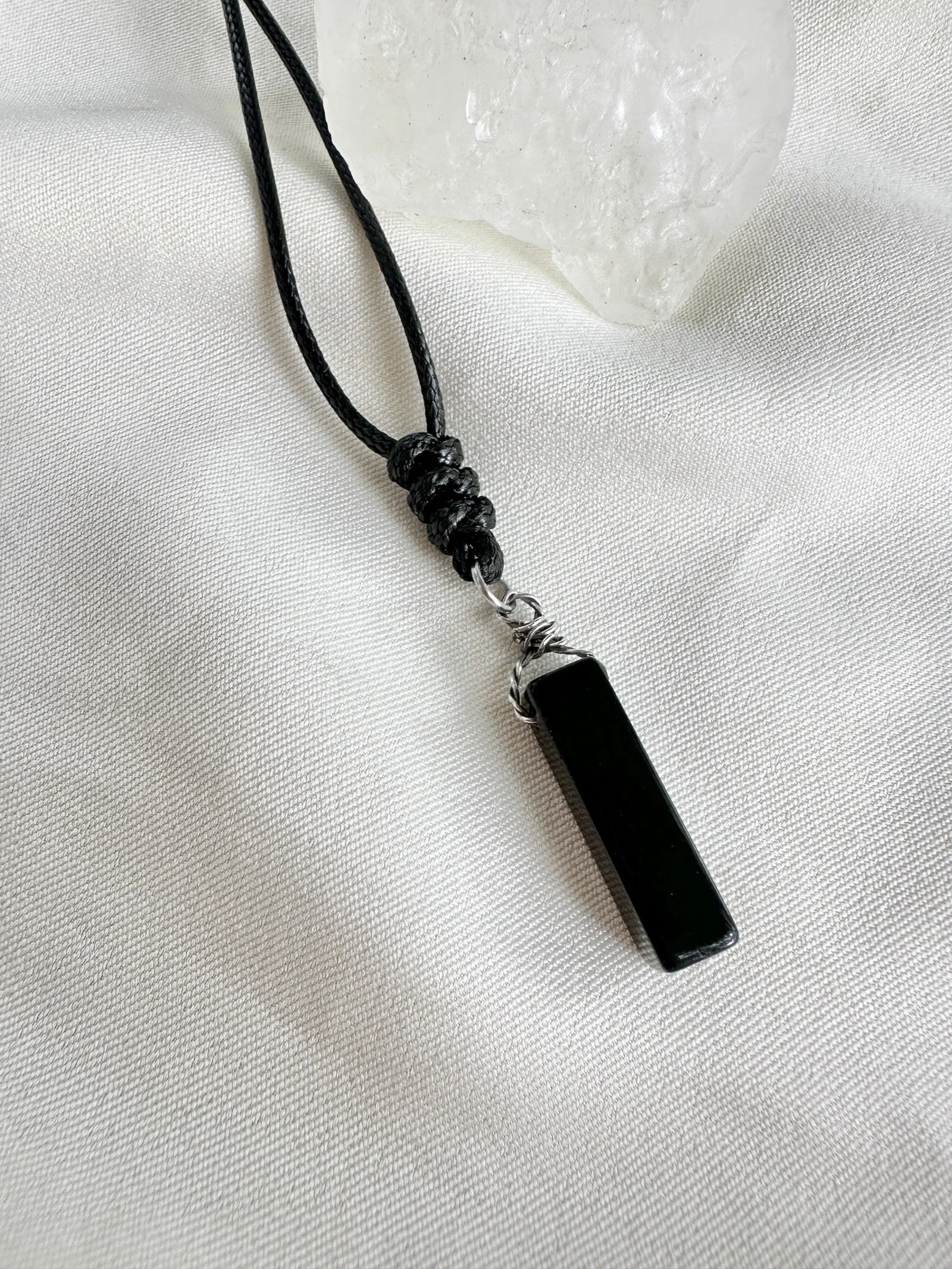 natural-obsidian-jewelry-thailand.JPG