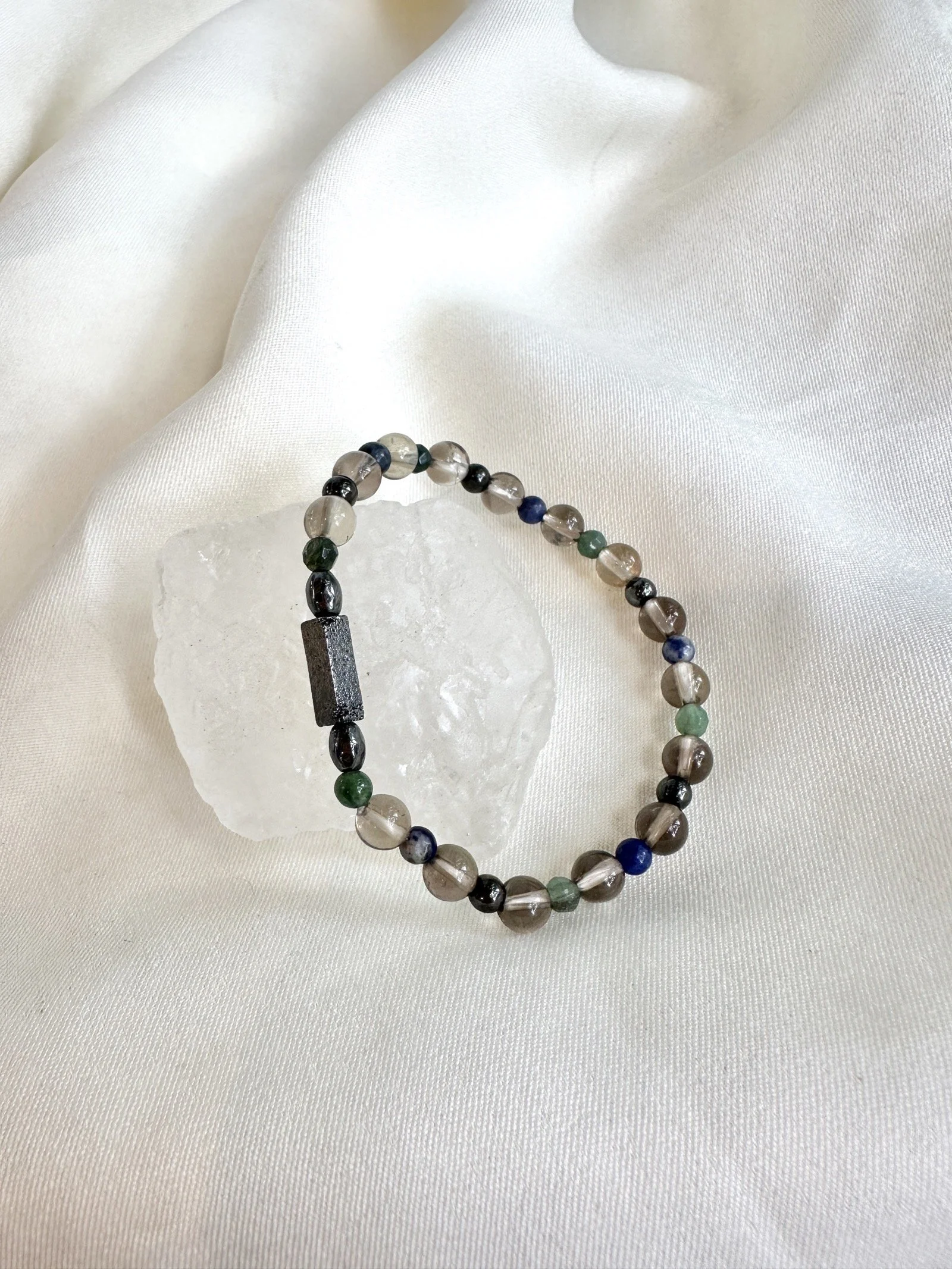 smoky-quartz-lapis-lazuli-gemstone-bracelet.JPG
