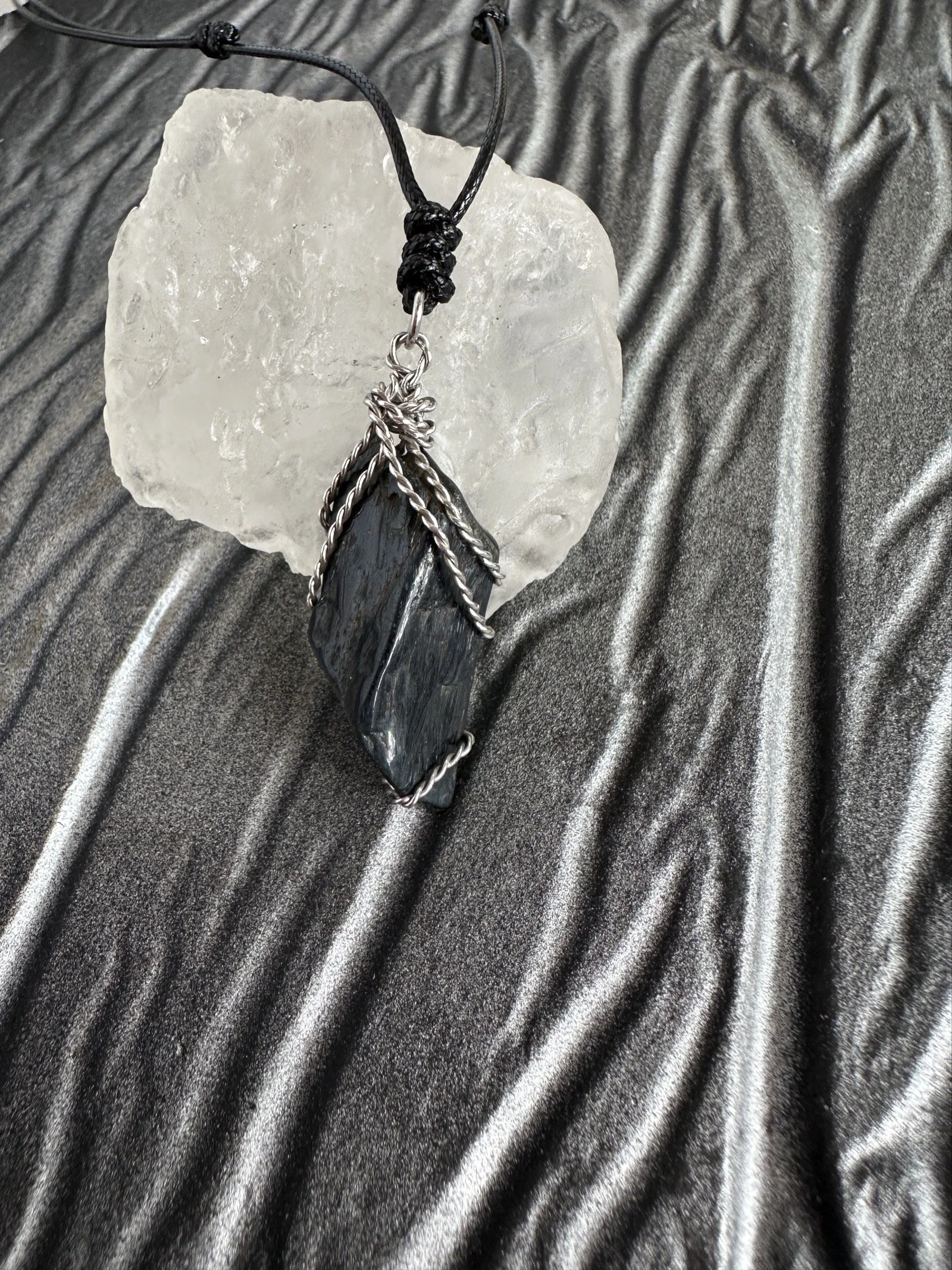 handmade-hawk-eye-crystal-necklace.JPG