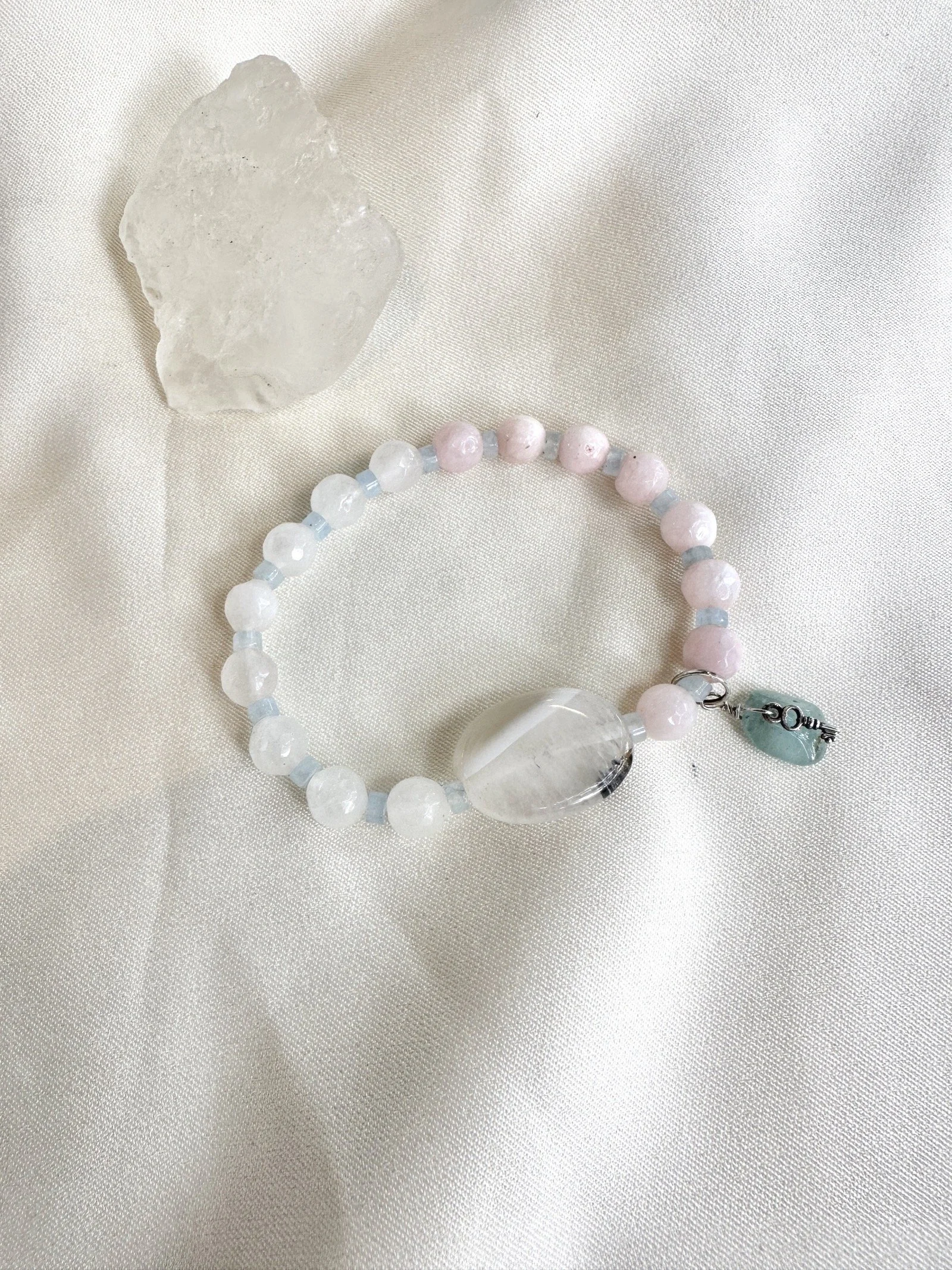 natural-morganite-white-agate-jewelry.JPG