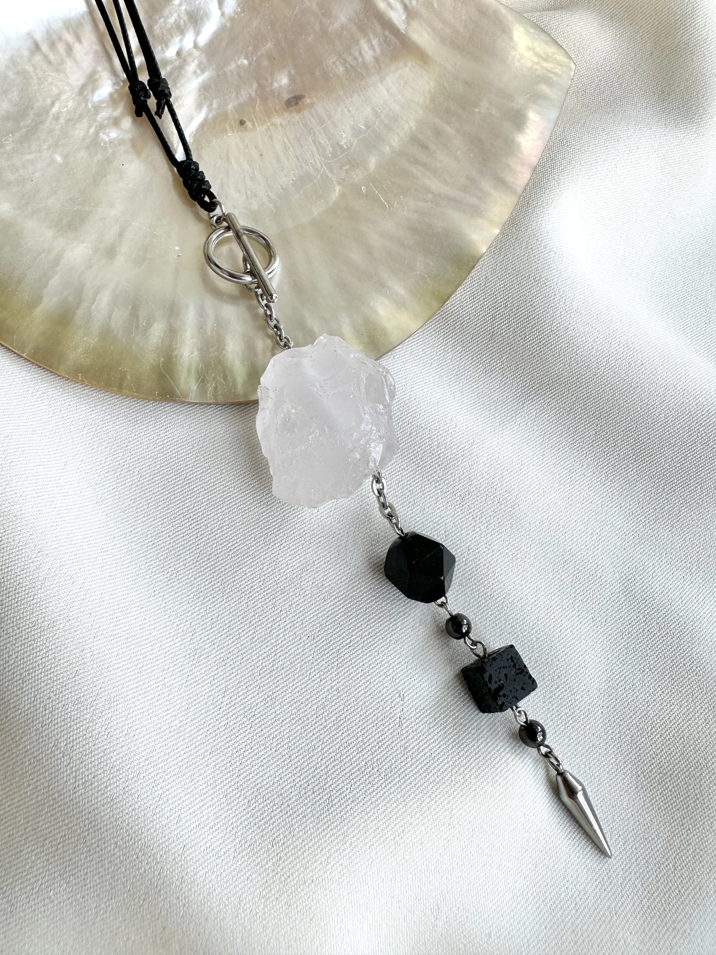 quartz-agate-lava-stone-necklace.JPG