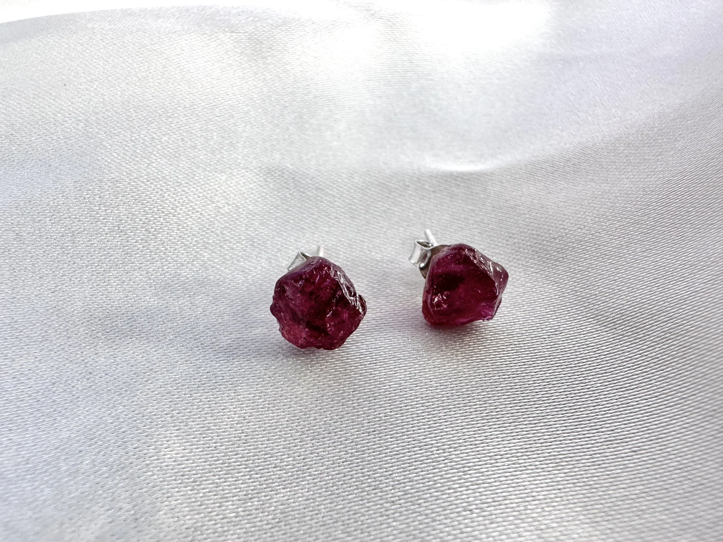 Raw Garnet Sterling Silver Stud Earrings – Handmade Gemstone Earrings for Confidence & Vitality