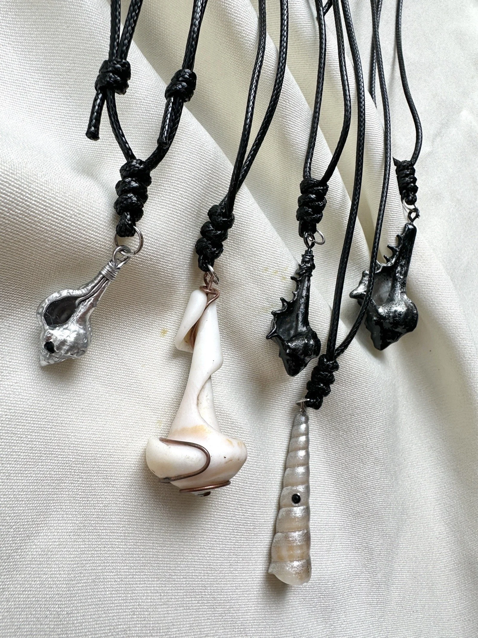 ocean-inspired-shell-necklace-zodiac-phuket-01.JPG (Copy)