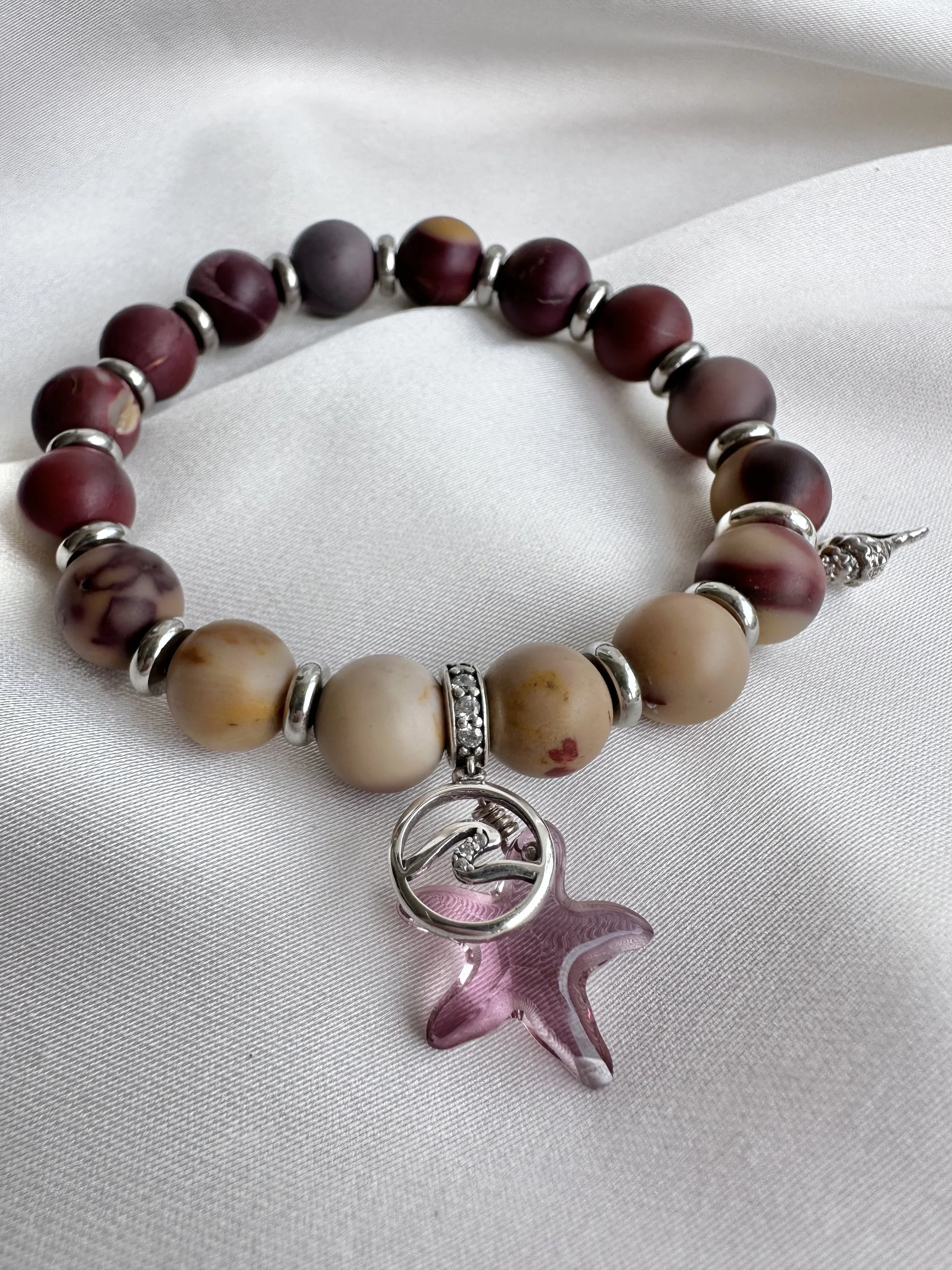 natural-mookaite-womens-bracelet.jpg