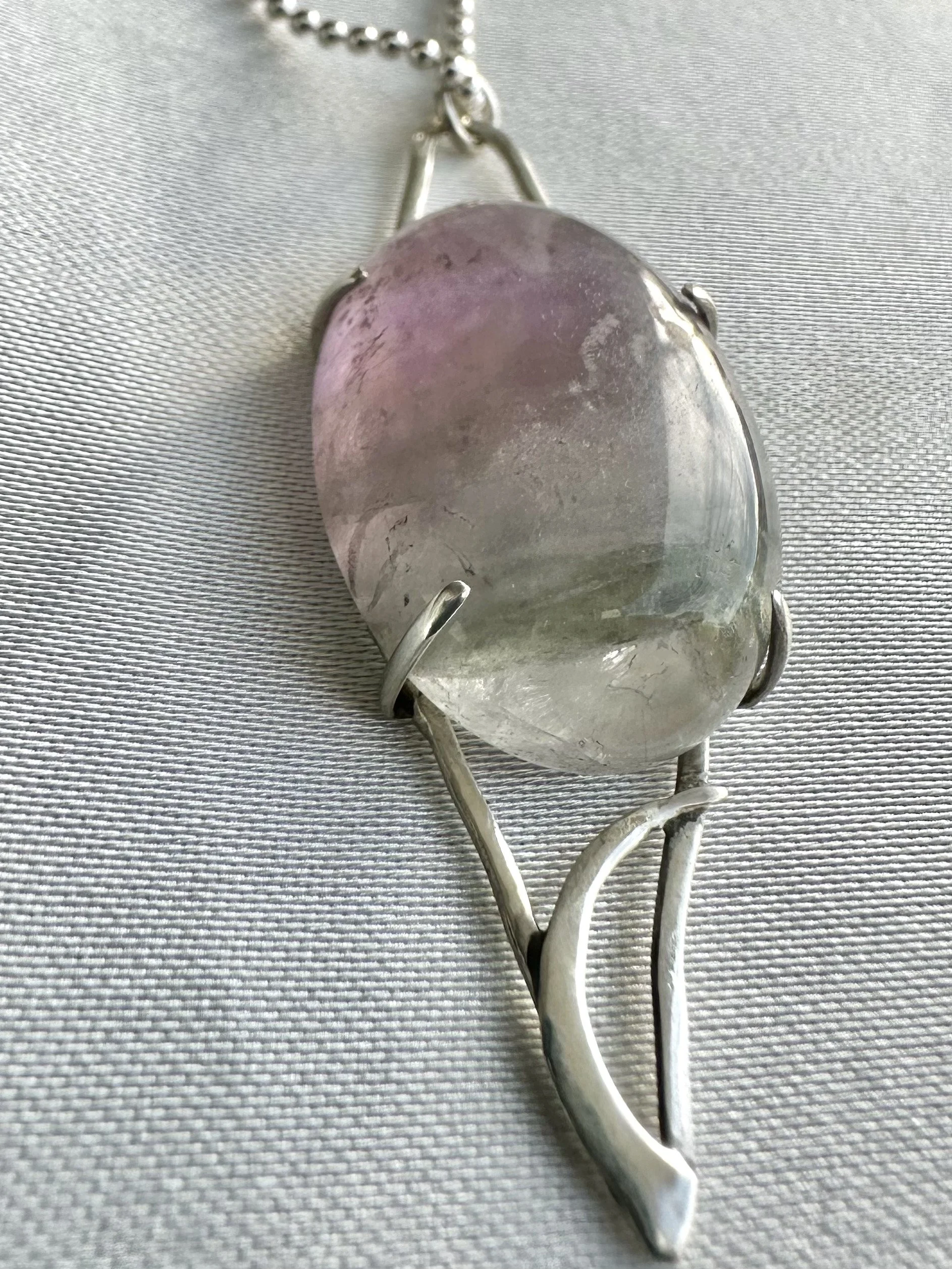 amethyst-silver-necklace-closeup.jpg