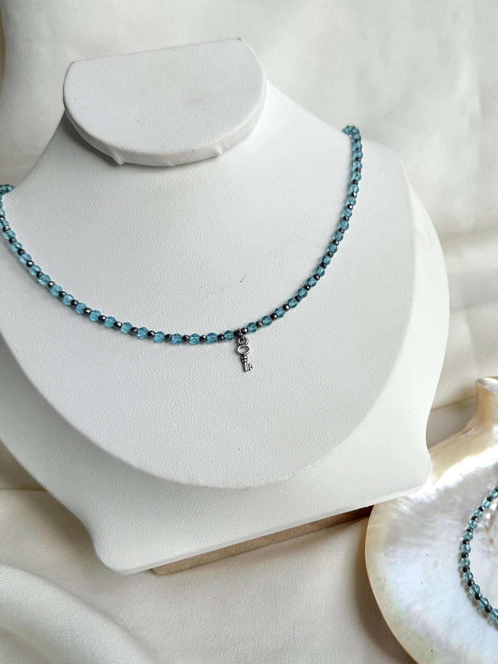 phuket-apatite-hematite-choker.JPEG