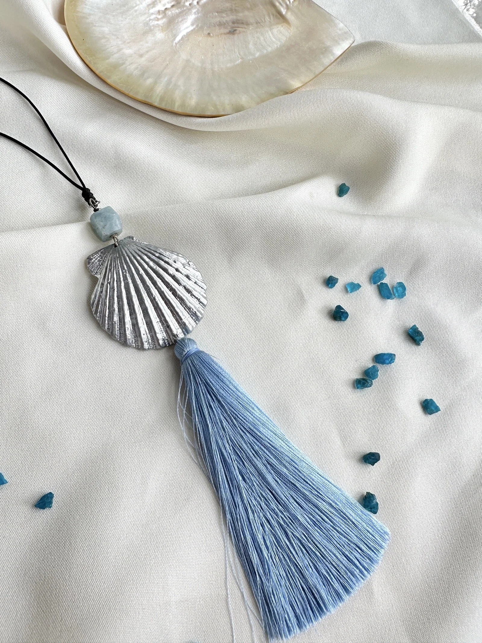 Aquamarine Shell Necklace with Tassel – Coastal Calm & Ocean Energy