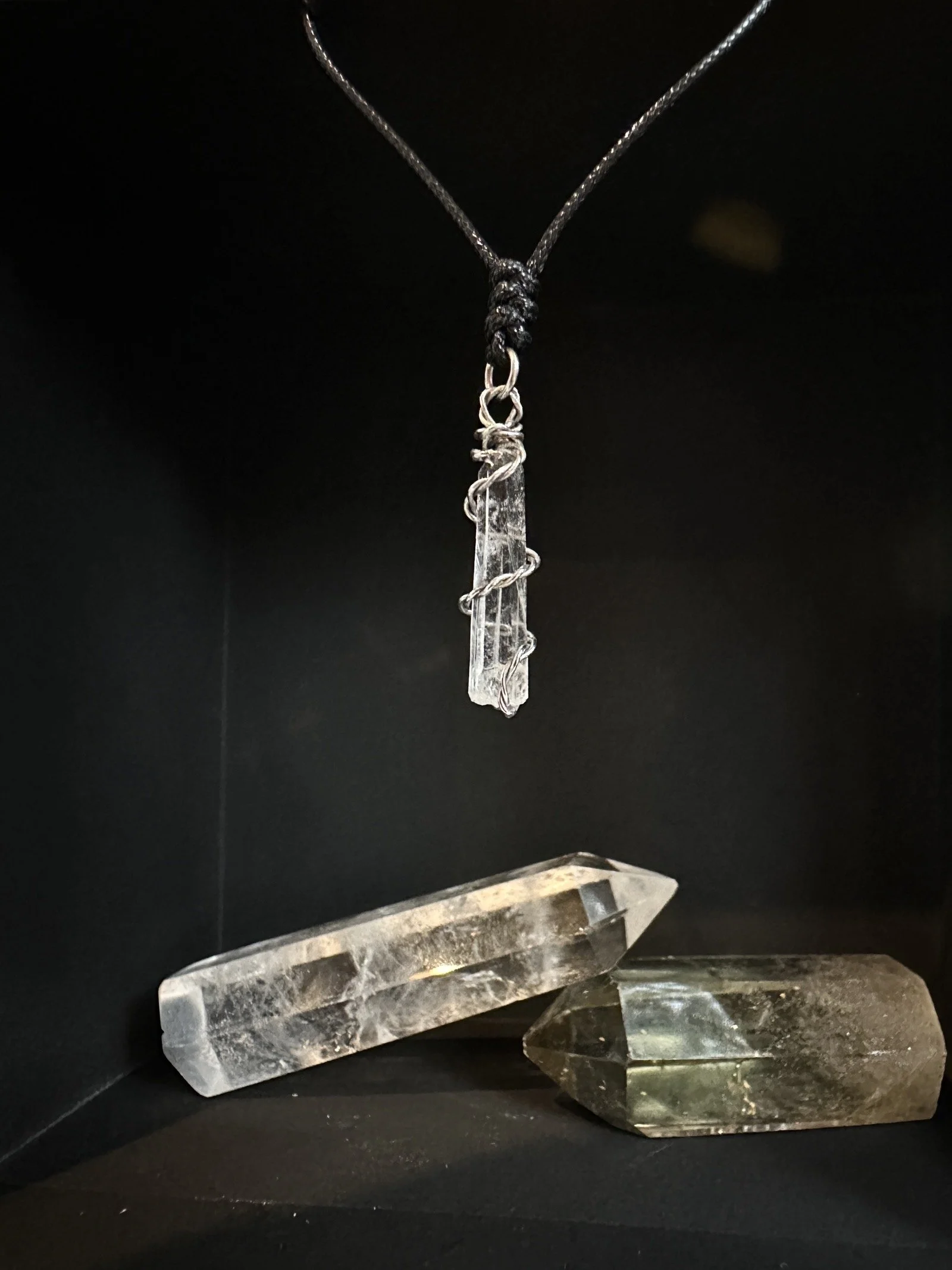 clear-quartz-crystal-point-pendant-phuket.JPG