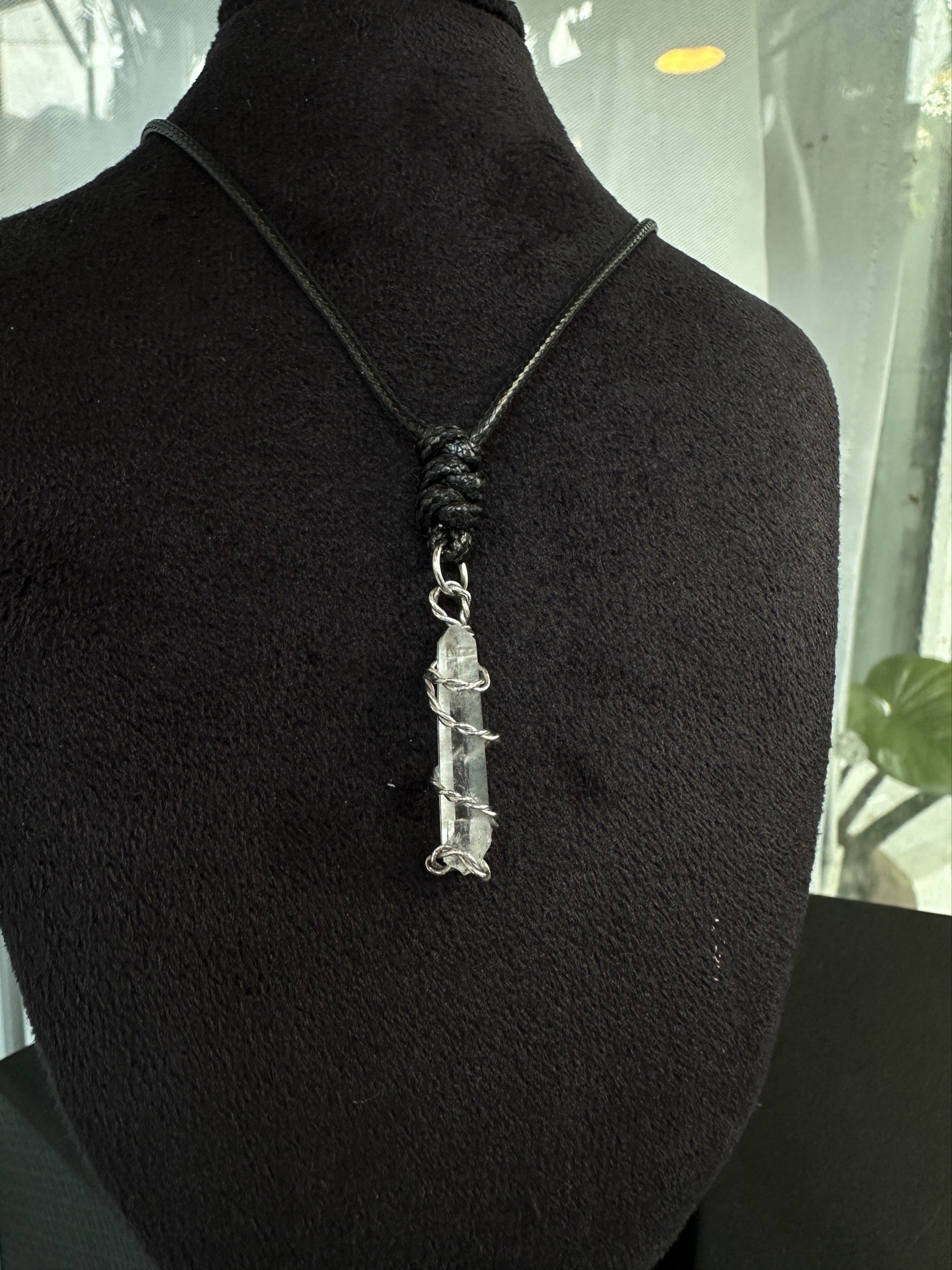 natural-clear-quartz-point-pendant-phuket.JPG
