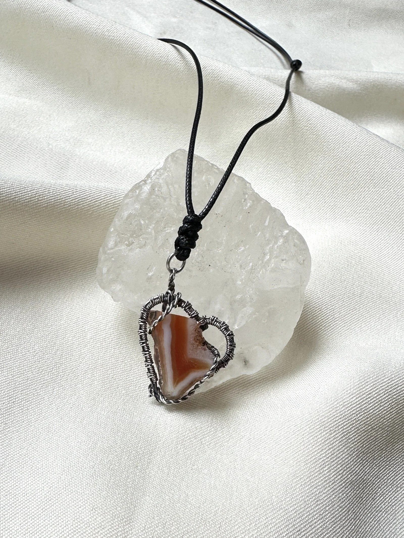 banded-agate-heart-wire-wrapped-pendant.JPG
