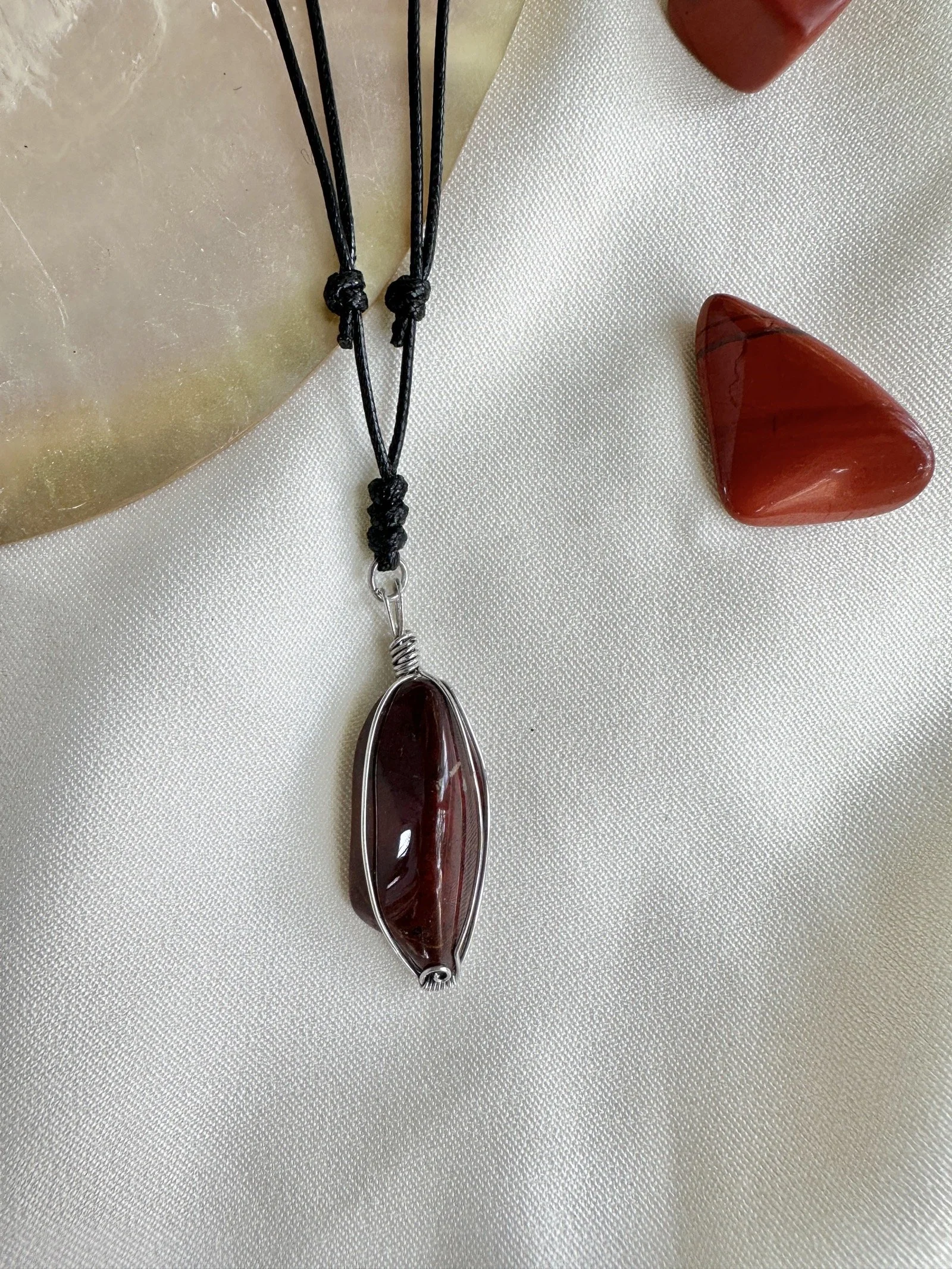 mahogany-obsidian-zodiac-crystal-stone.JPEG