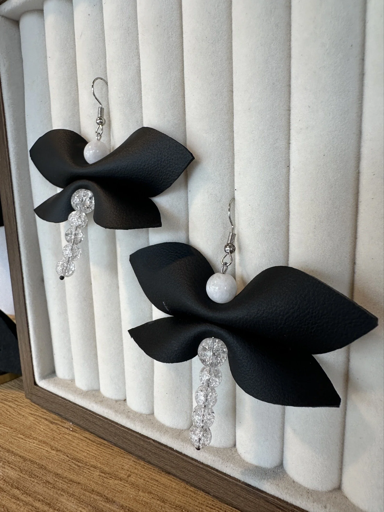 black-leather-dragonfly-earrings-stainless-steel.JPG