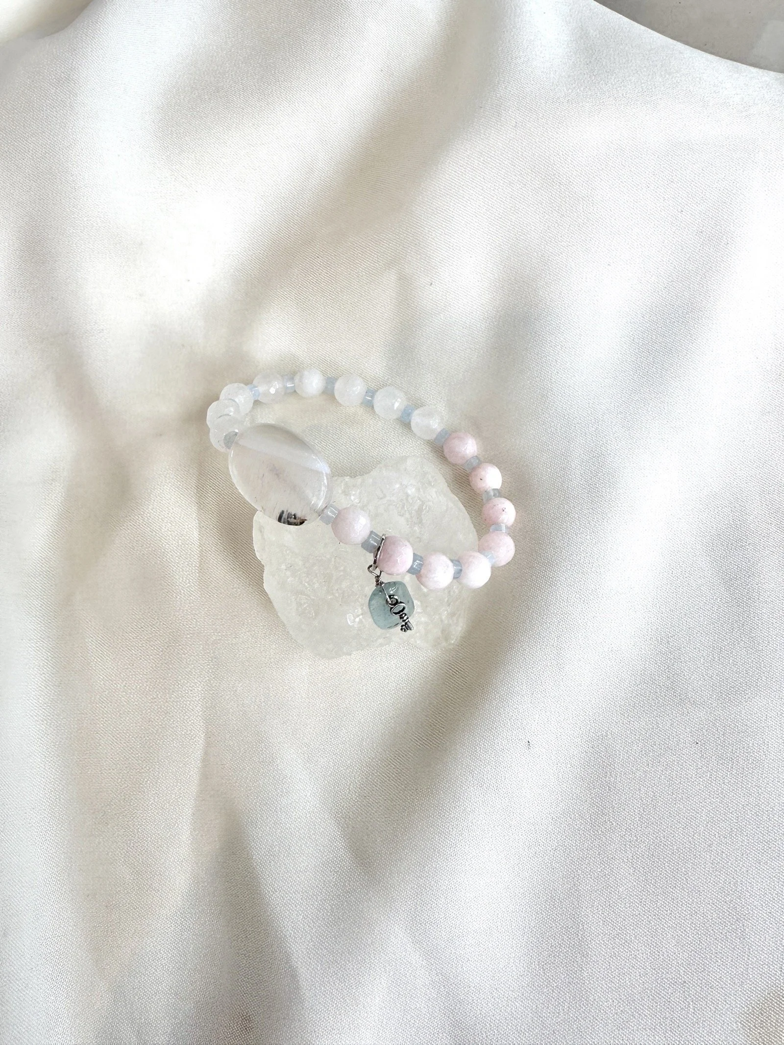 white-agate-morganite-silver-bracelet.JPG