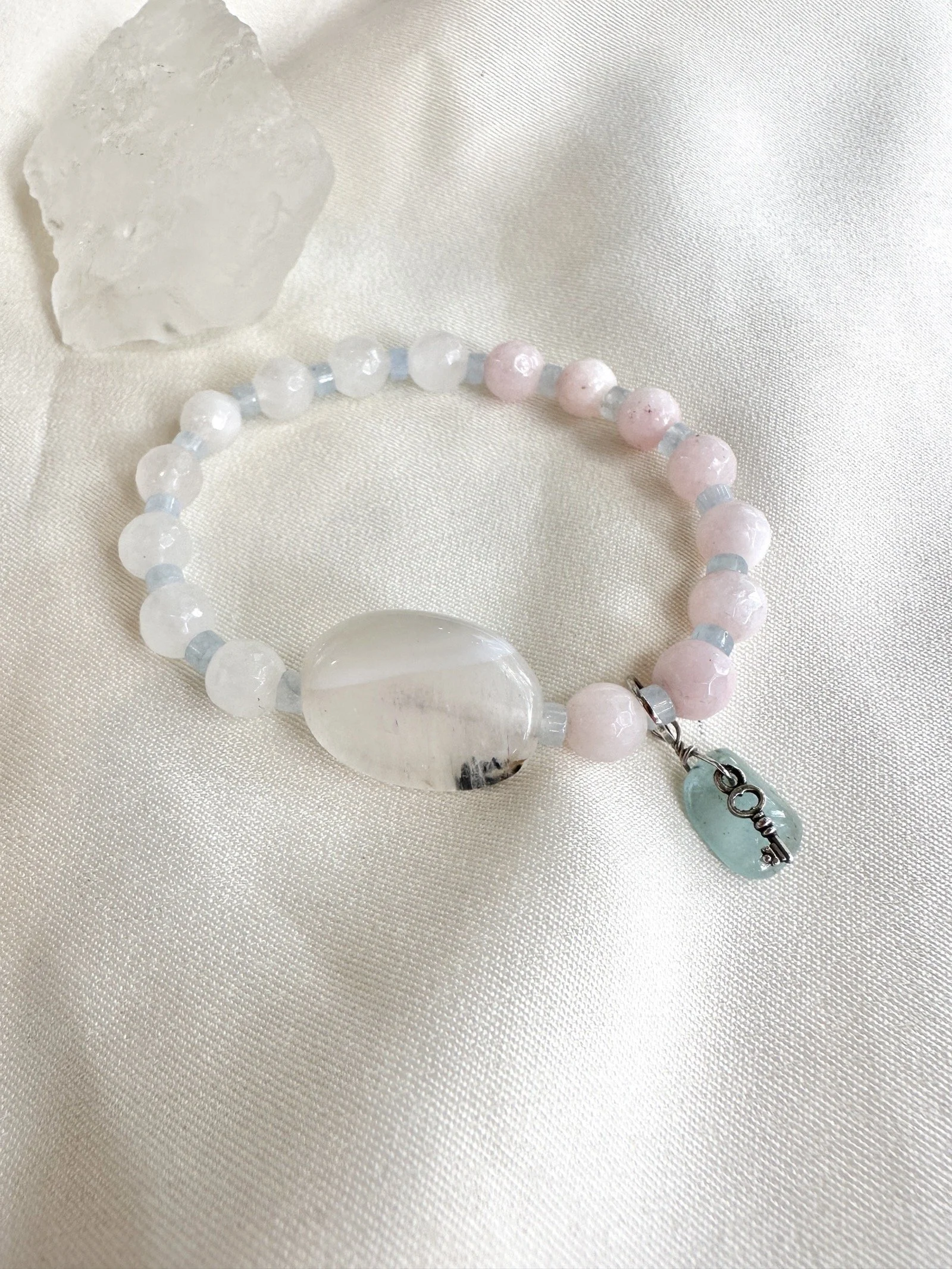 handmade-morganite-bracelet-phuket.JPG