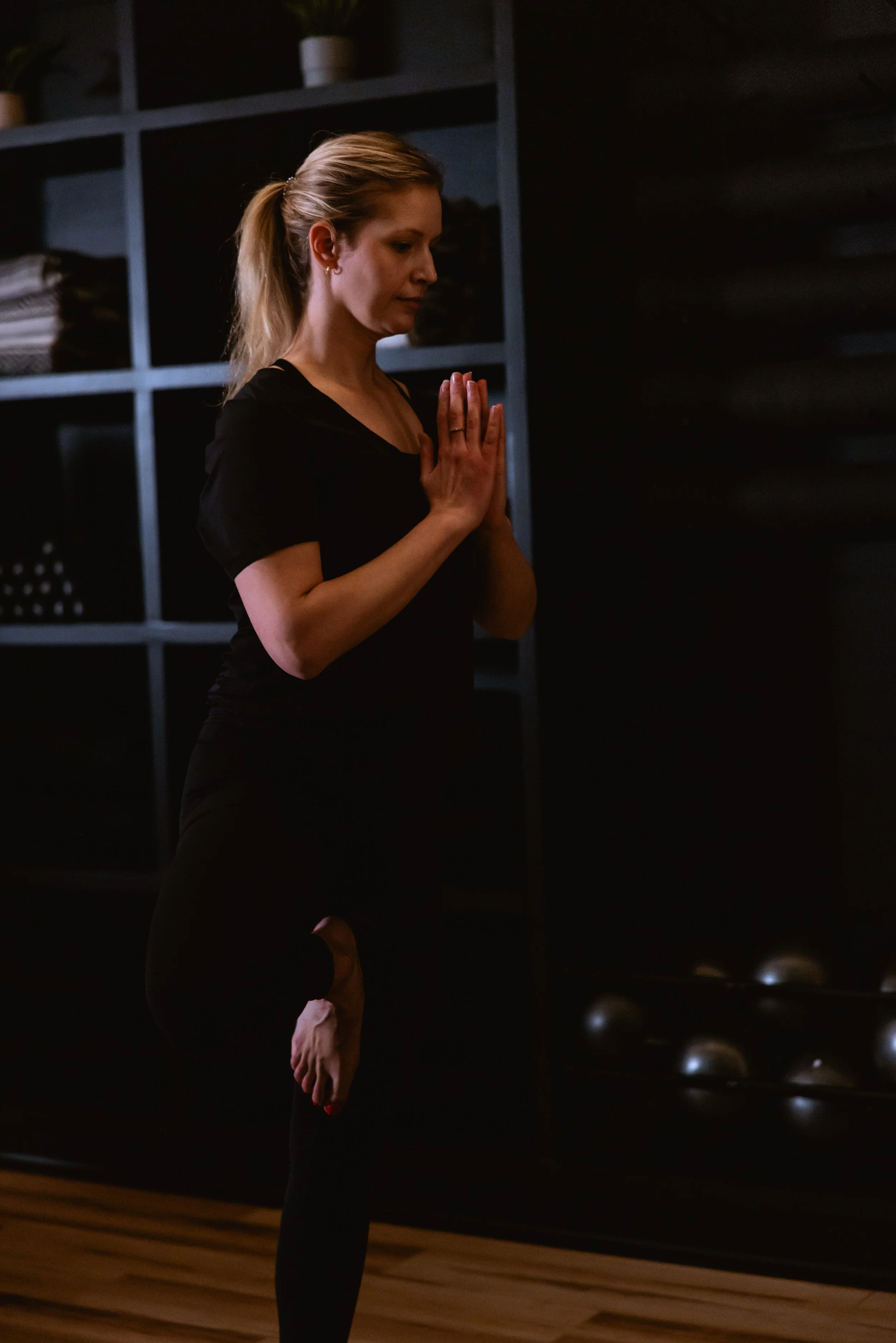 BOOMBOX-YOGA-SEANMENEZESPHOTO-7722.jpg