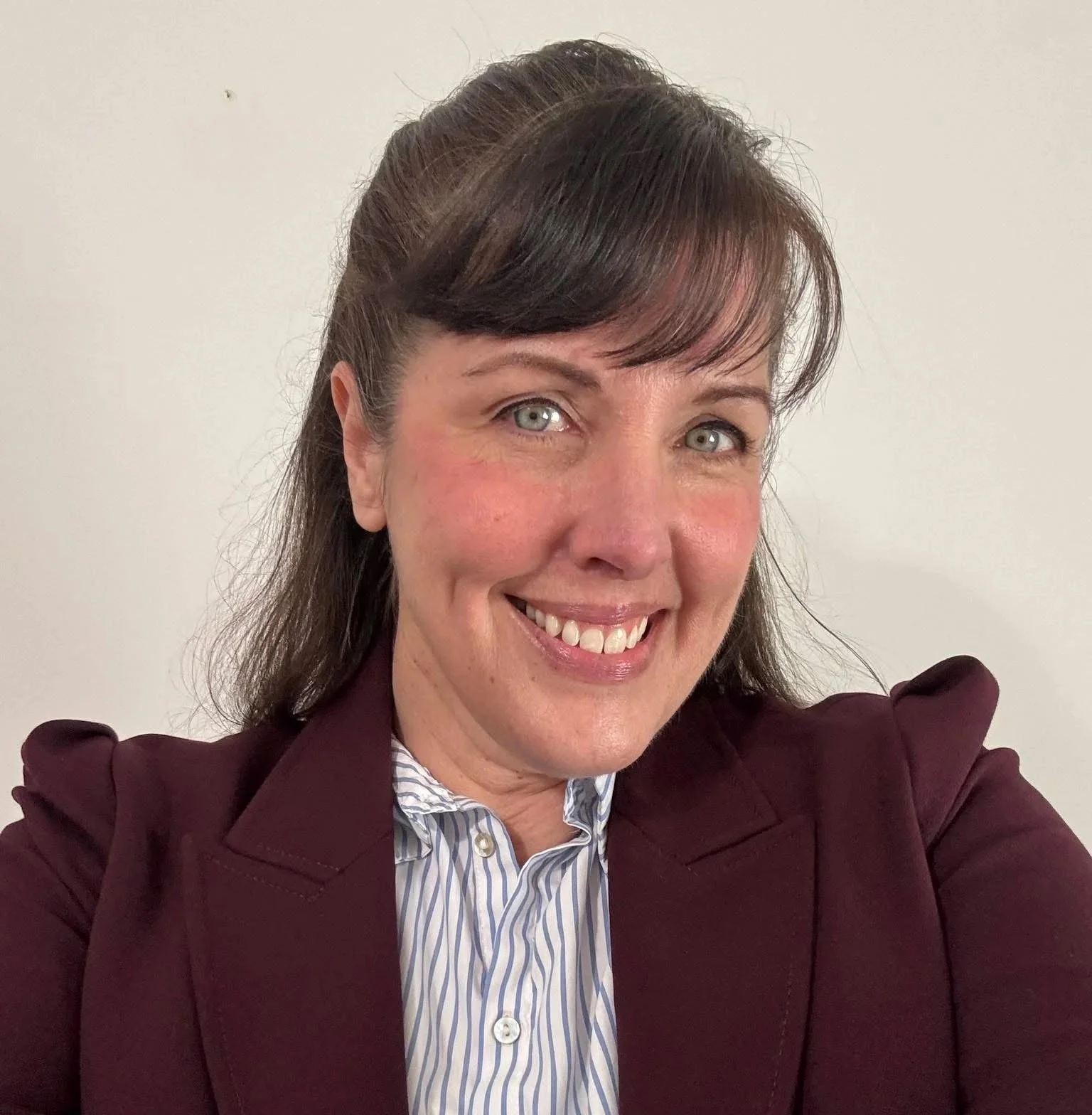 Julie Martin, EdD — critical thinking educator and founder of The Critical Thinking Lab, instructional designer for teens and tweens