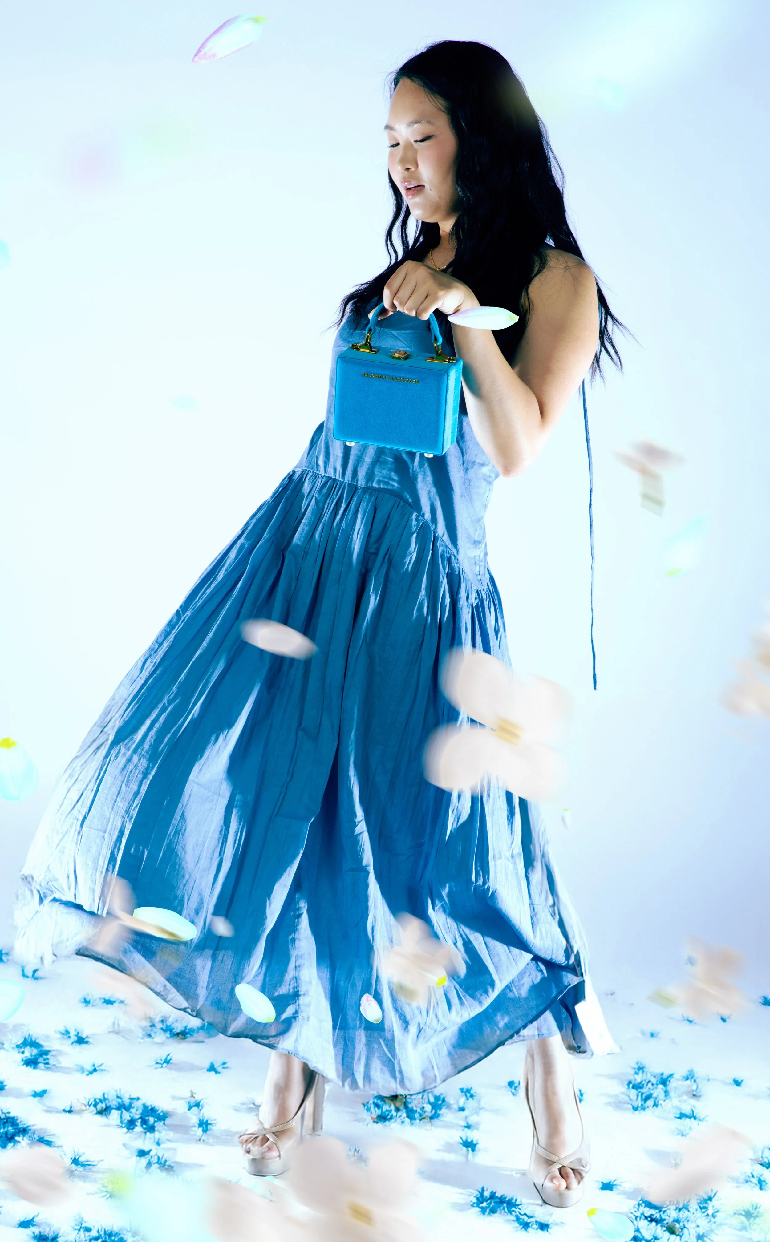 36-Thu Blue  stand-1.jpg