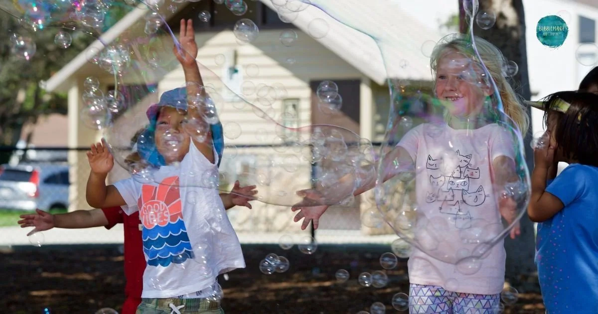 Bubble show entertainment in Los Angeles