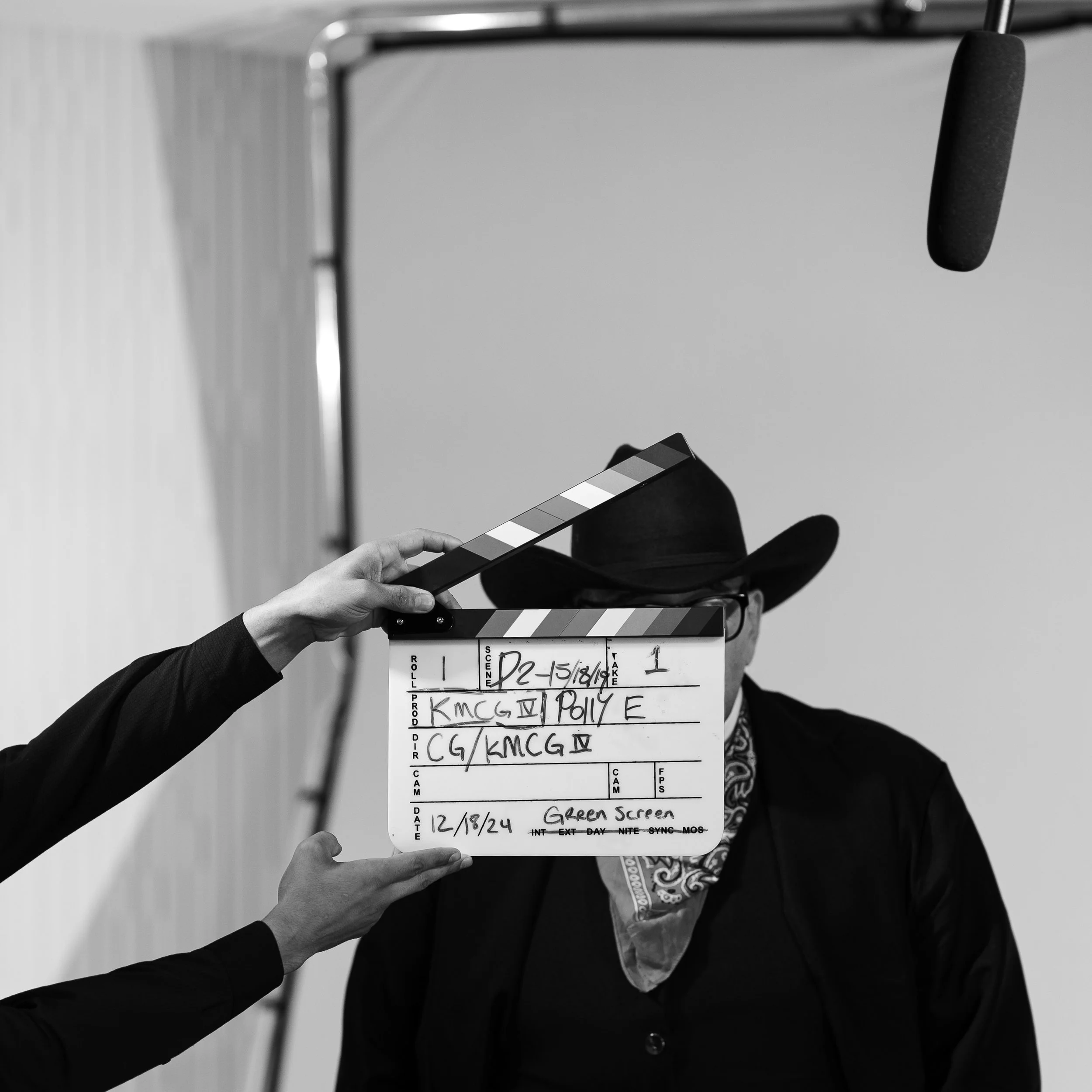 A7408157-2.jpg