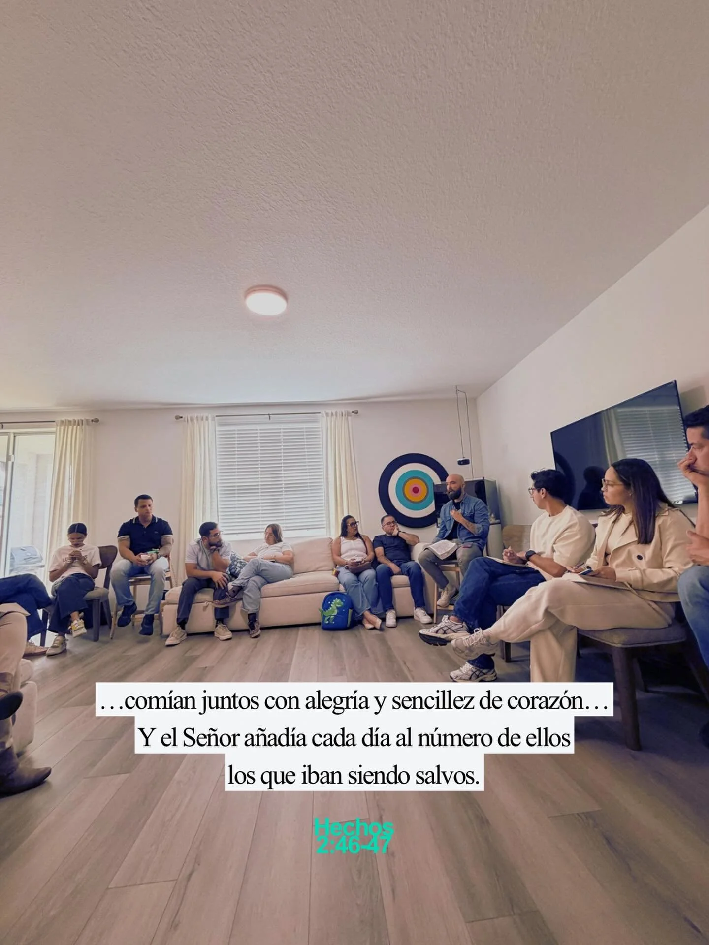 &ldquo;Y se dedicaban continuamente a las ense&ntilde;anzas de los ap&oacute;stoles, a la comuni&oacute;n, al partimiento del pan y a la oraci&oacute;n.&rdquo;
‭‭Hechos‬ ‭2‬:‭42‬ ‭NBLA‬‬

#proyectoiglesiaviva #fe #orlando #viva #church