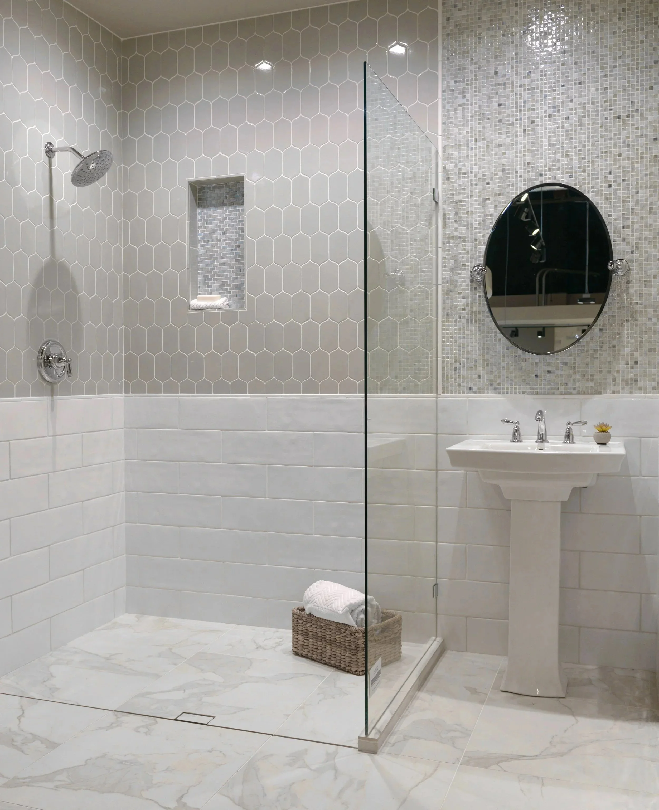 United%2BTile%2BSeattle%2BShowroom-33.jpg