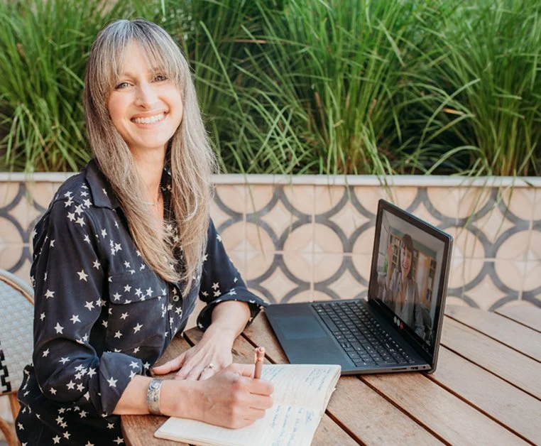 Melissa Talbert Creative Business Strategist, helping female entrepreneurs launch direct-to-consumer businesses