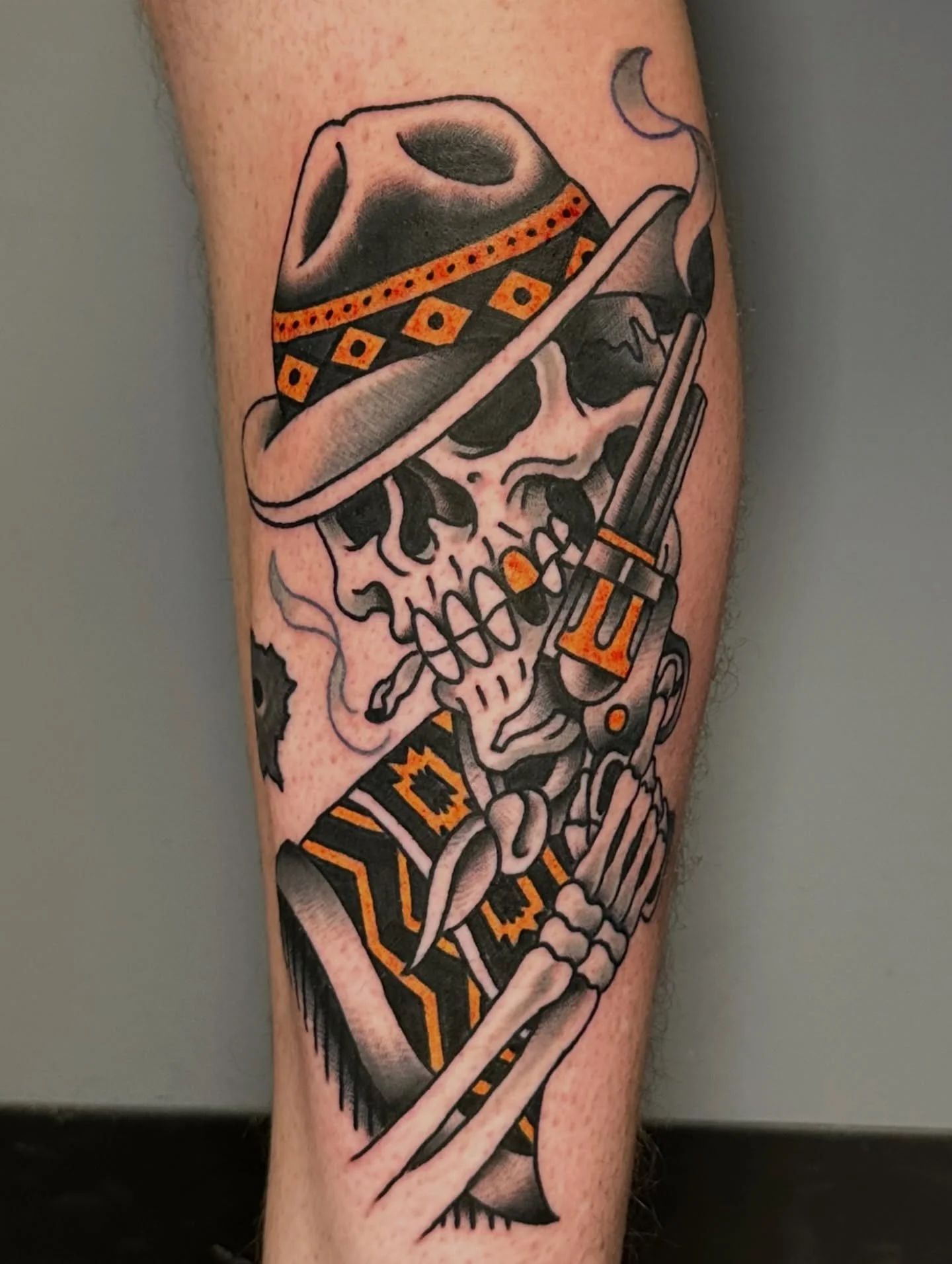 Thanks @adam_gritty for filling my opening today with something dope from my flash collection.  I still have time tomorrow if anyone wants something equally rad. Done @pinstruck_tattoos