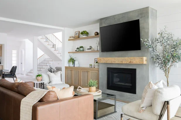ae71570e01045f38_4990-w618-h411-b0-p0--transitional-living-room.webp