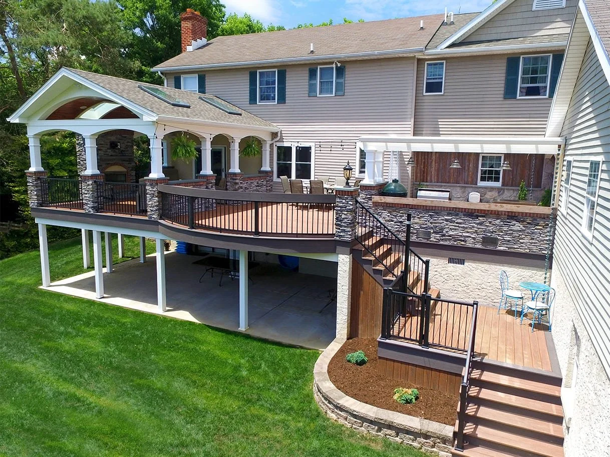 Decks-Thumbnail-Gallery-7.jpg