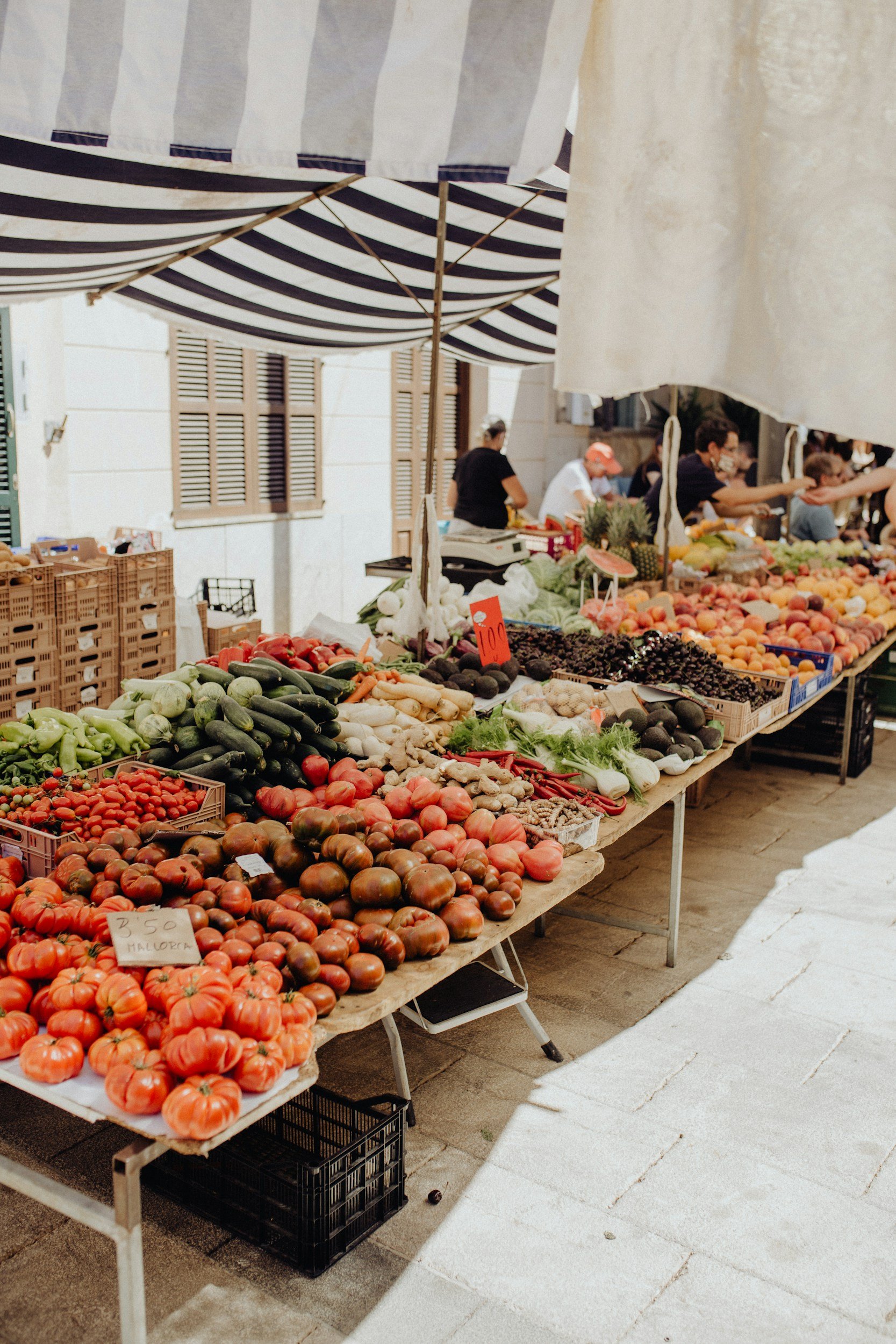 Helping everyone from market traders selling Fresh vegetables and fruits at an outdoor market stall to builders, engineers, accountants and taxi drivers.
