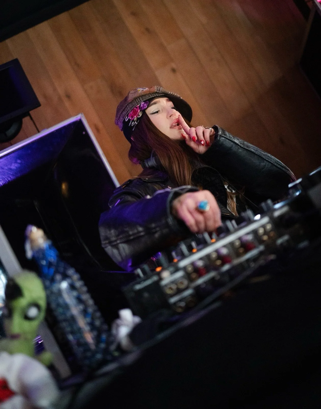 Medeea Haruki live Strobe Sound System Launch London DJ