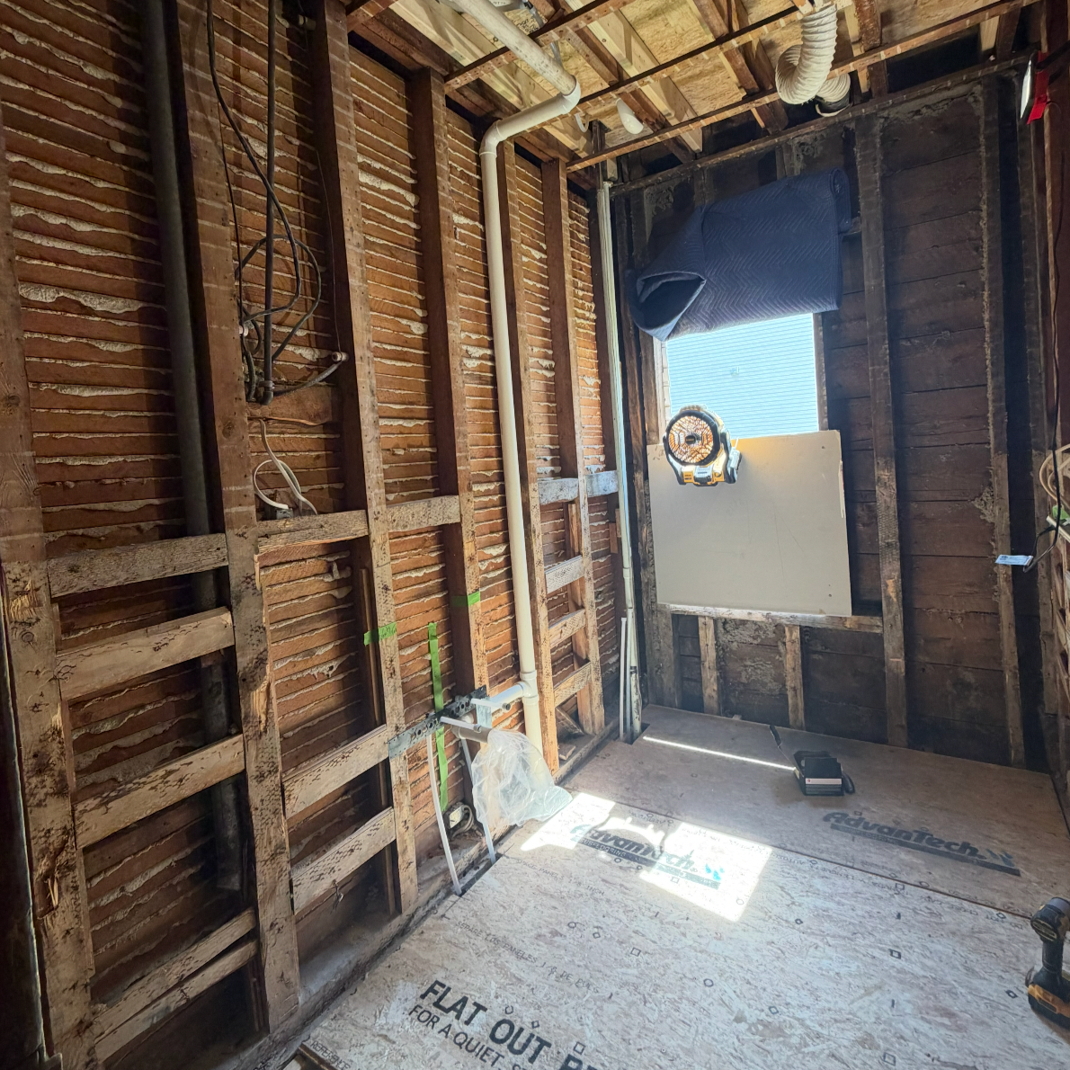 CypressWorks_Bathroom_Remodel_Fitchburg_Massachusetts2.png