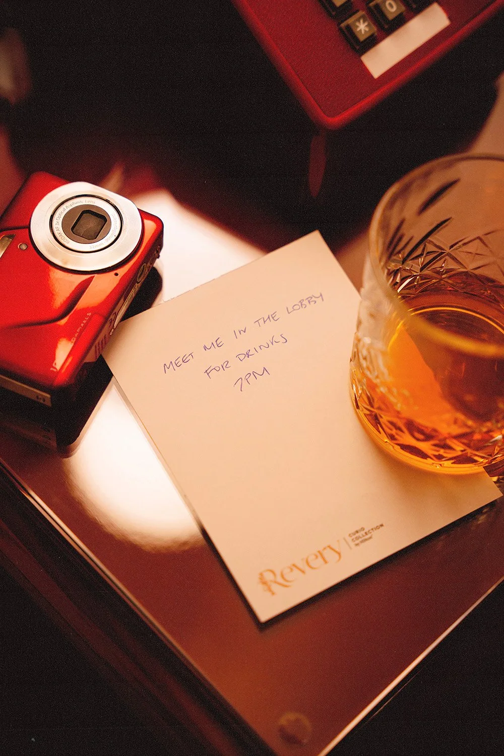 ROOMSERVICE_32.jpg