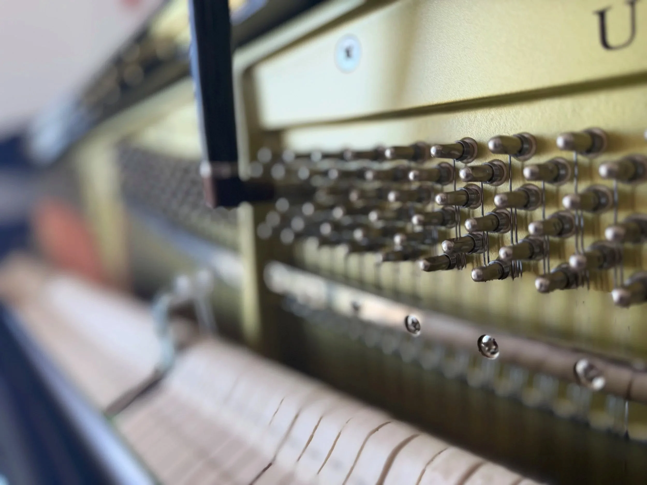 Piano pitch raise tuning service for out of tune pianos