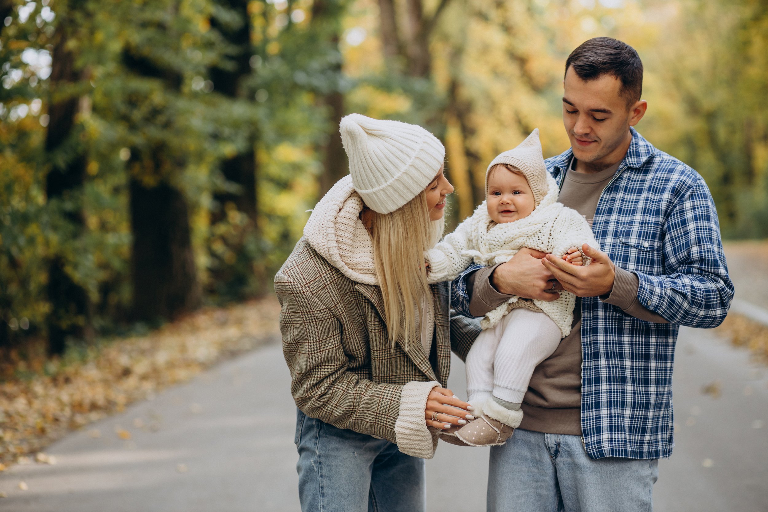 Family spending time together outdoors, representing family support and the benefits of earlier diagnosis through genetic testing.