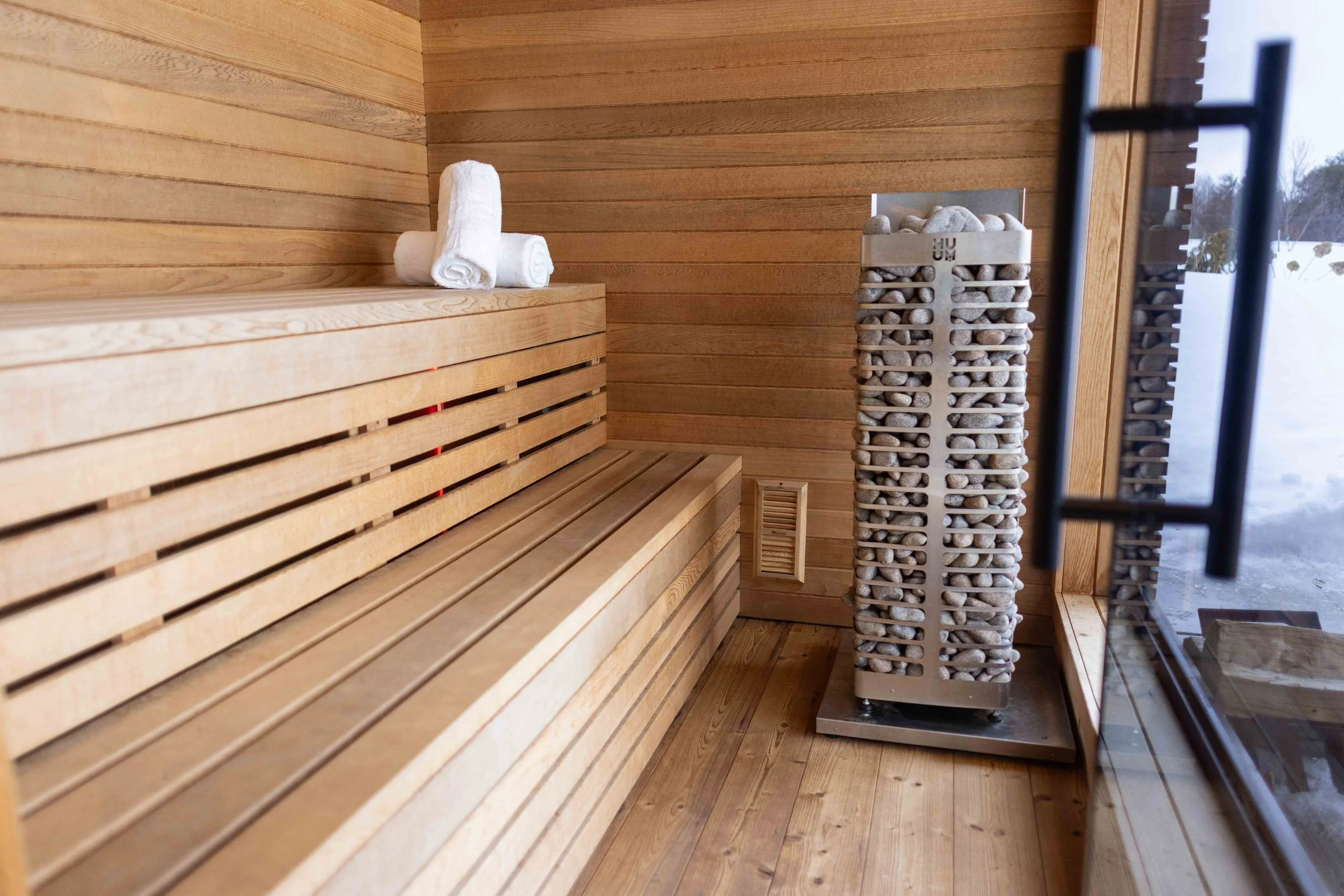 Toronto-Custom-Saunas-3.jpg