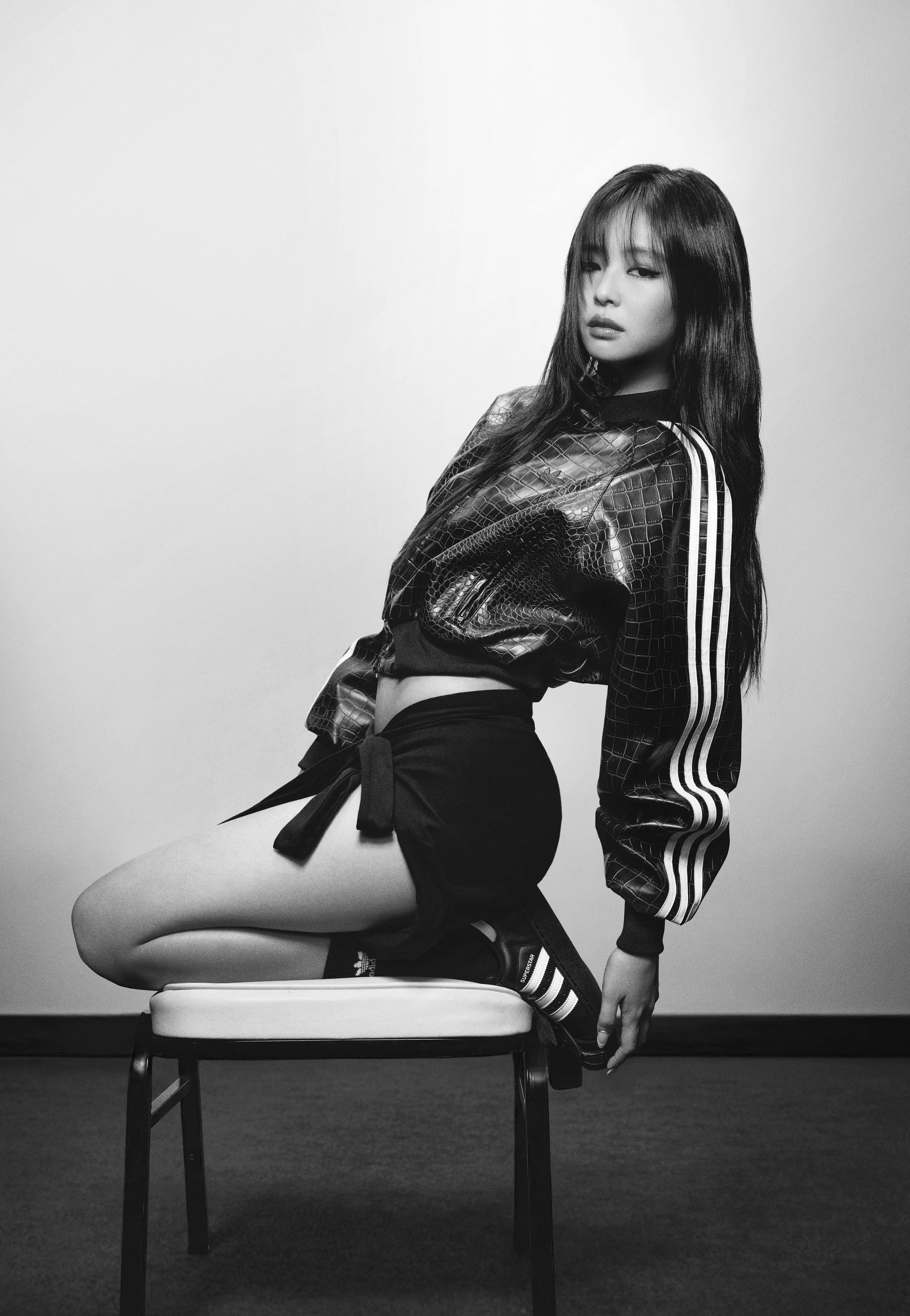 adidas Superstar SS26 - Jennie Kim