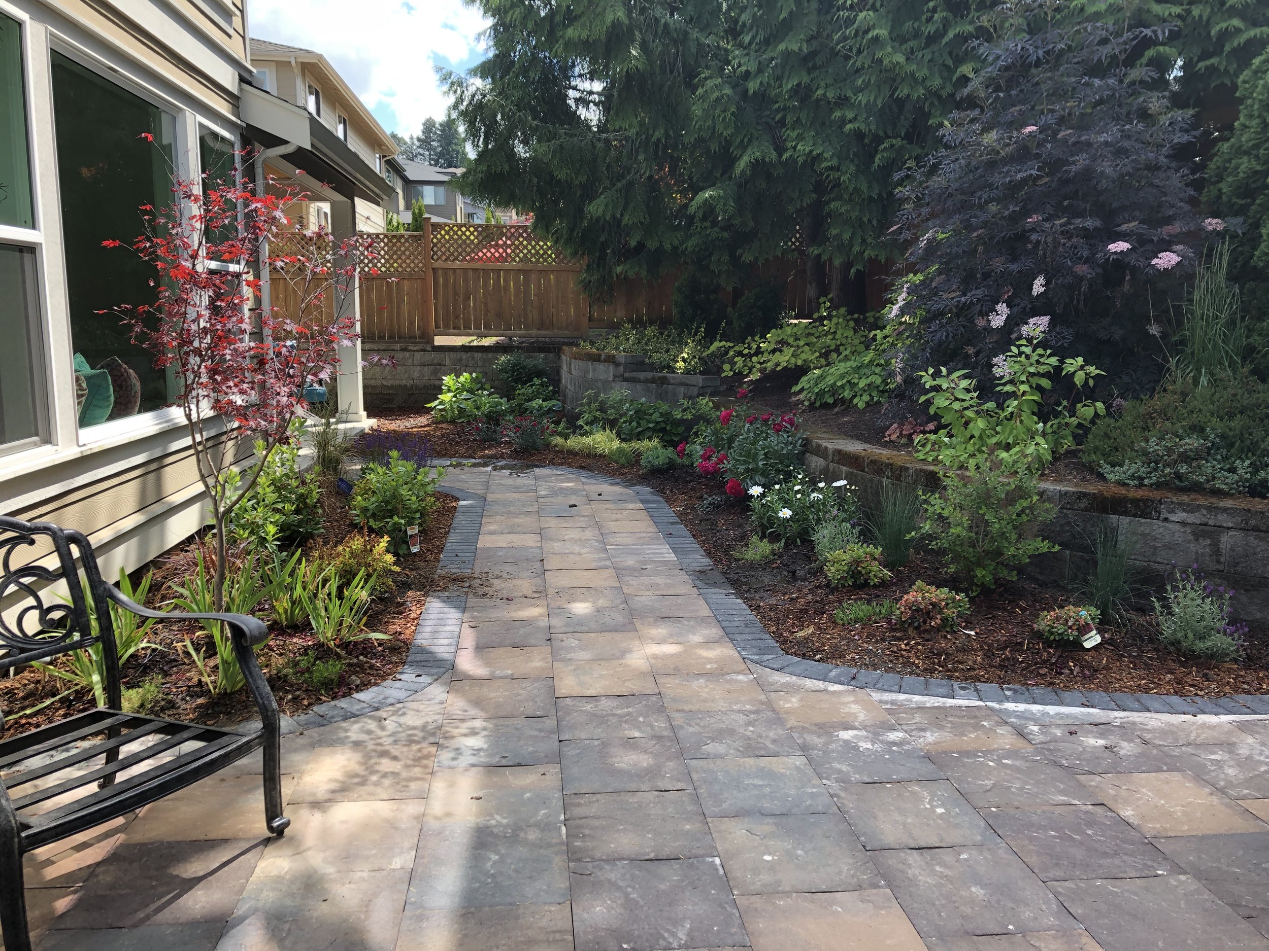 GARDEN DESIGN