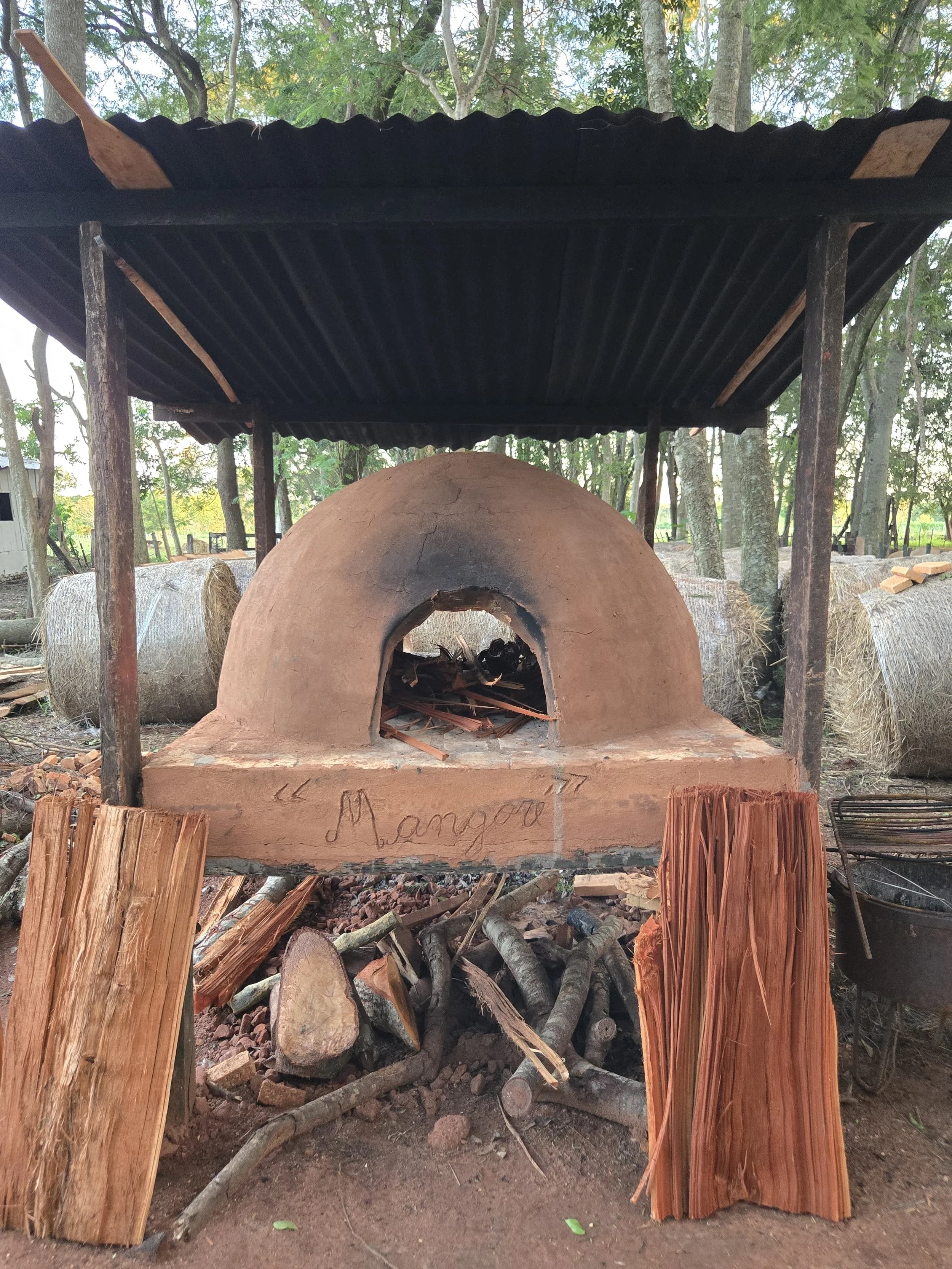 Tatakua - In Guarni it means fire -hole.  A traditional wood fired oven