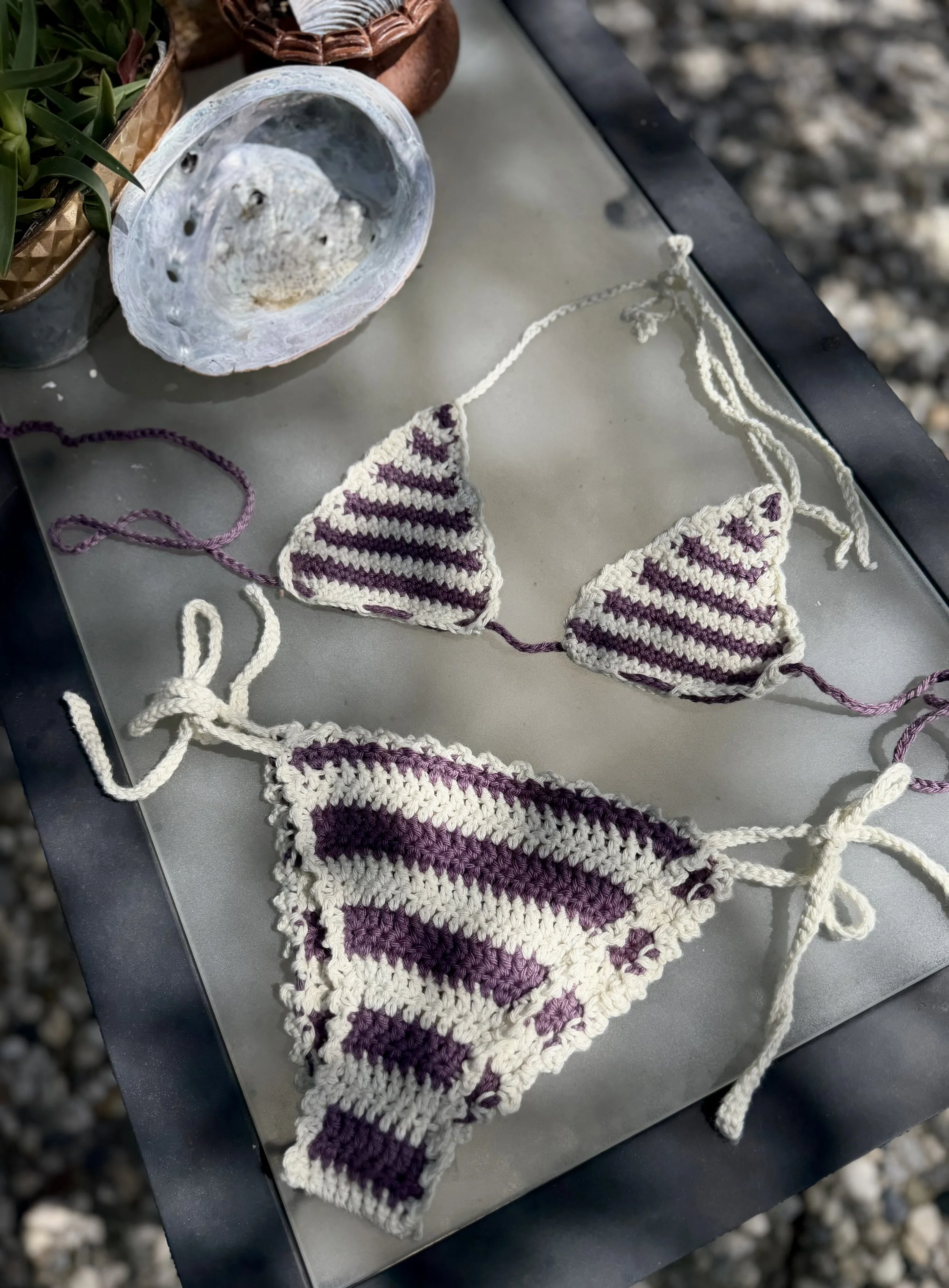 Plum Cream Stripes Crochini