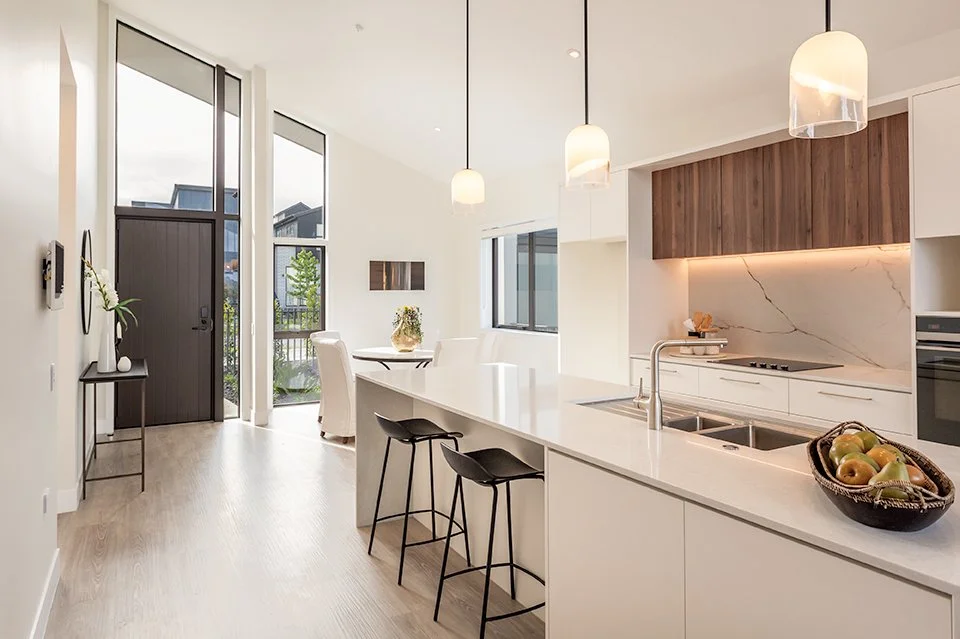 12 Bronzewater Drive_Kitchen_Oct2025_02_72dpi.jpg