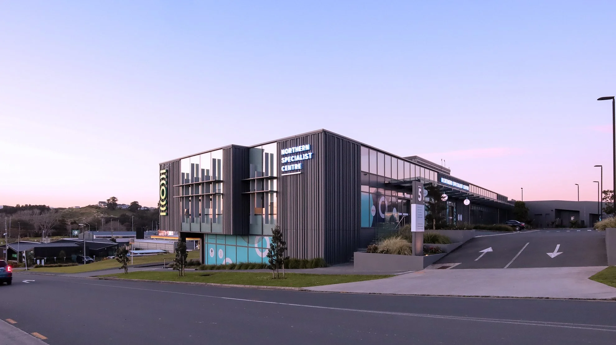 Northern Specialist Centre_E_02_WEB.jpg