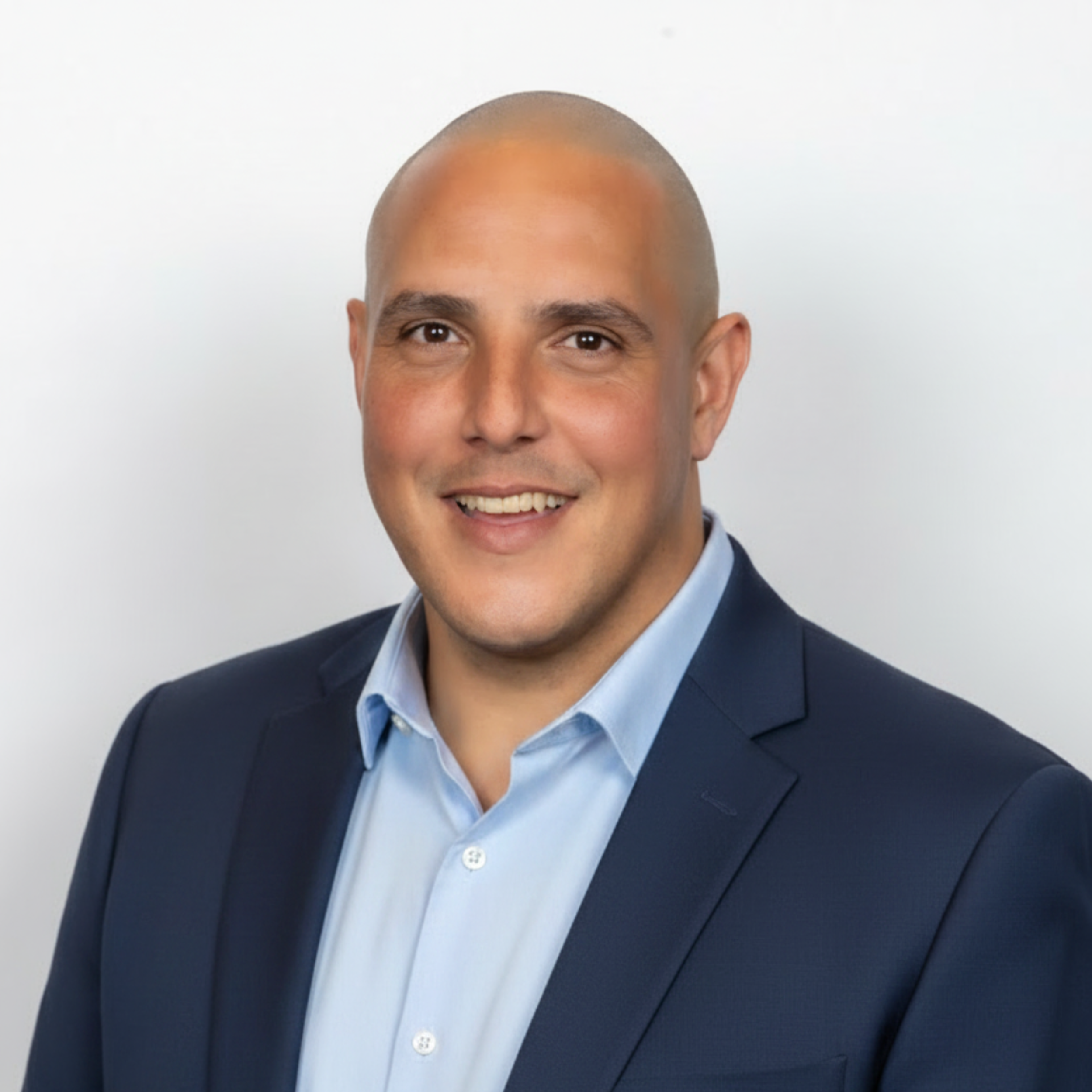 Ryan D, Commercial Manager at MAKO Commercial