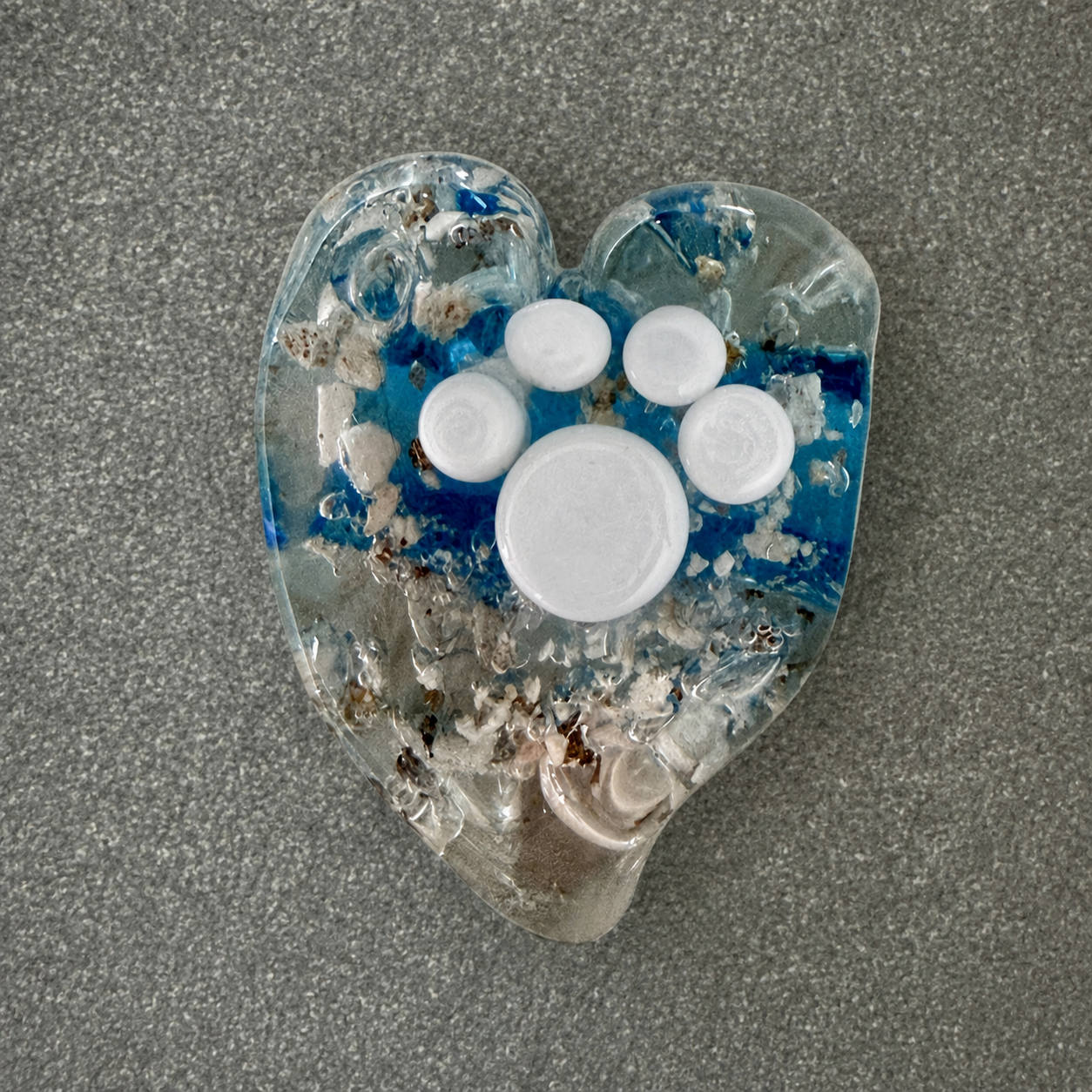 paw-print-heart.png