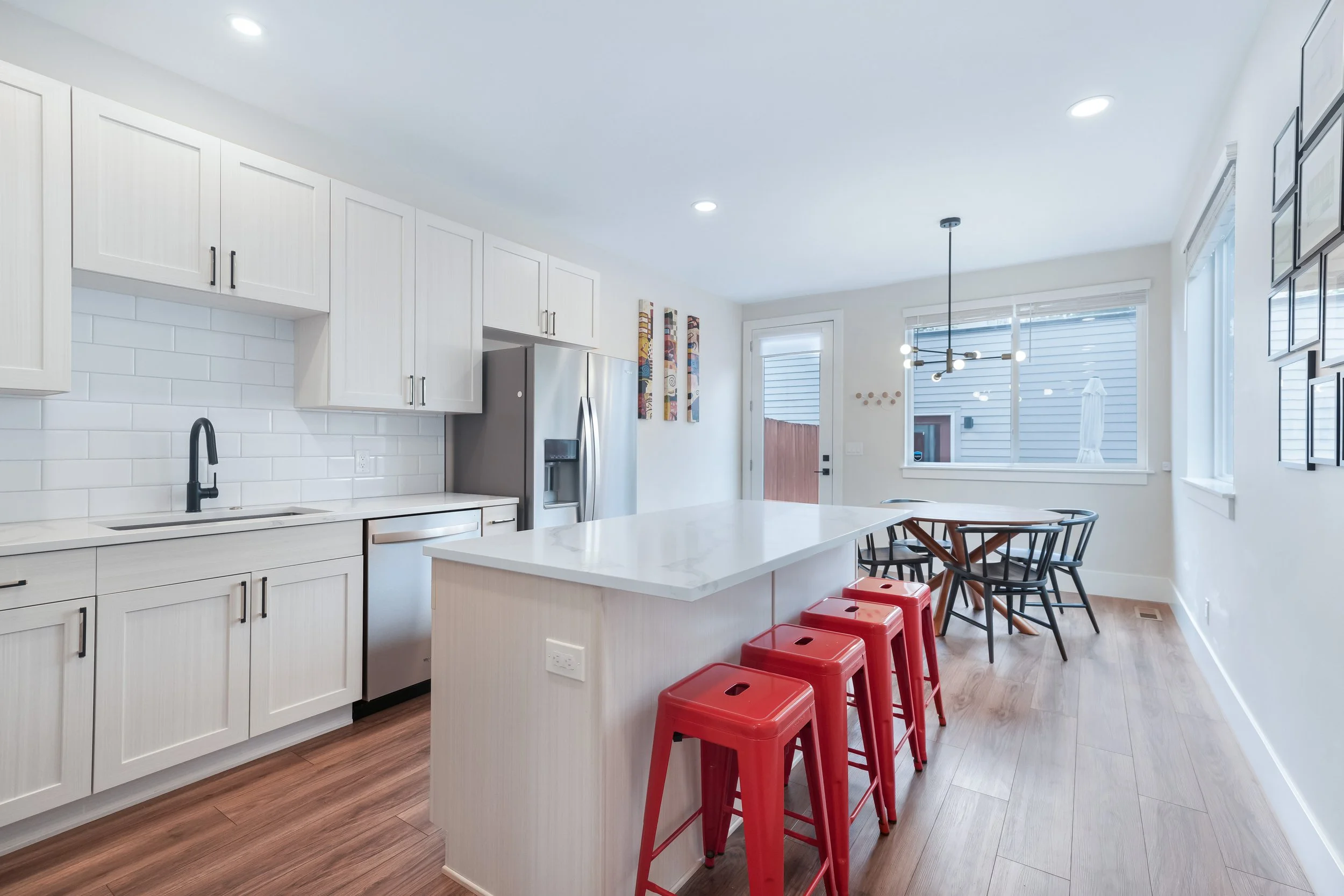 1898 S Williams St(MLS)-5.jpg