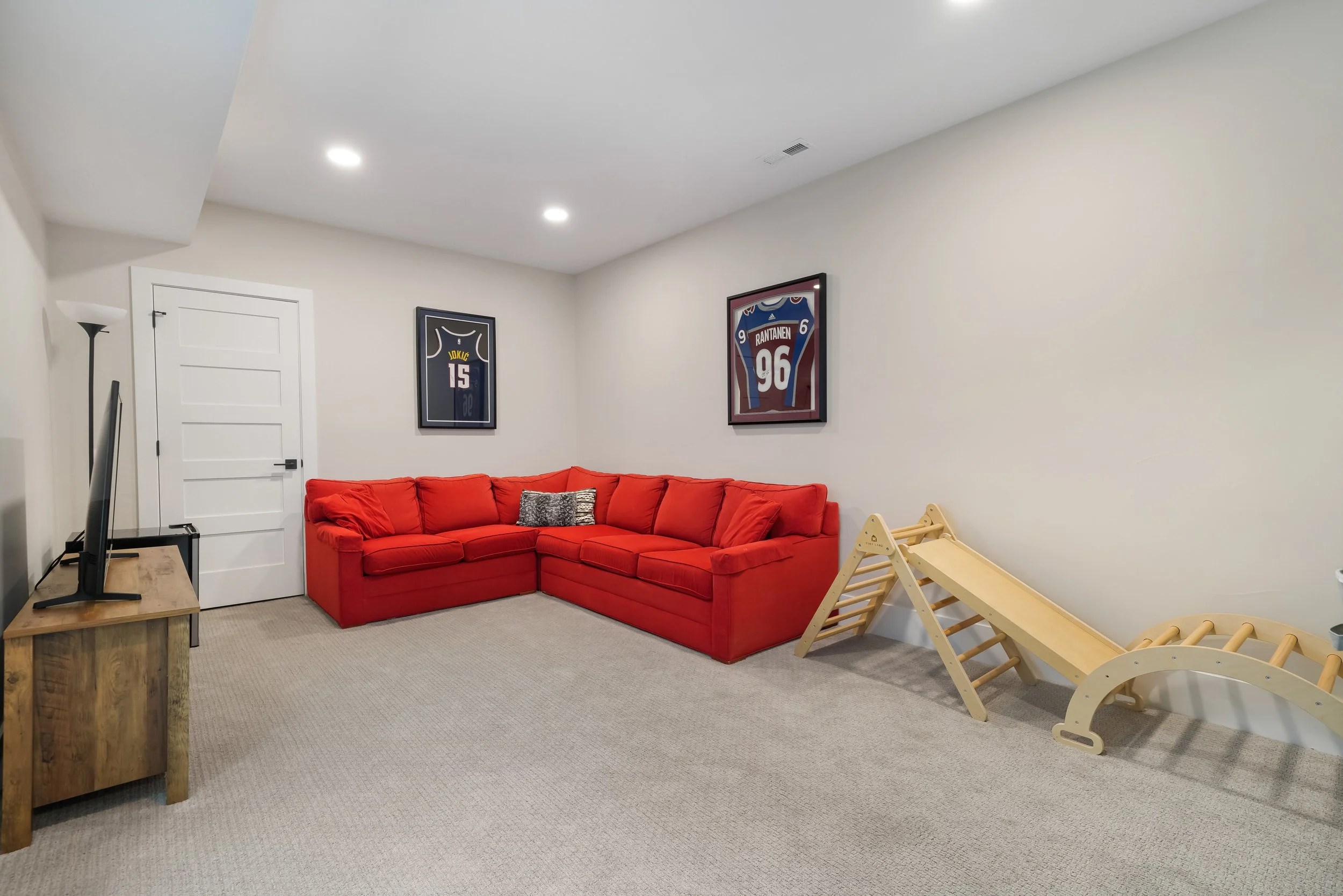 1898 S Williams St(MLS)-11.jpg