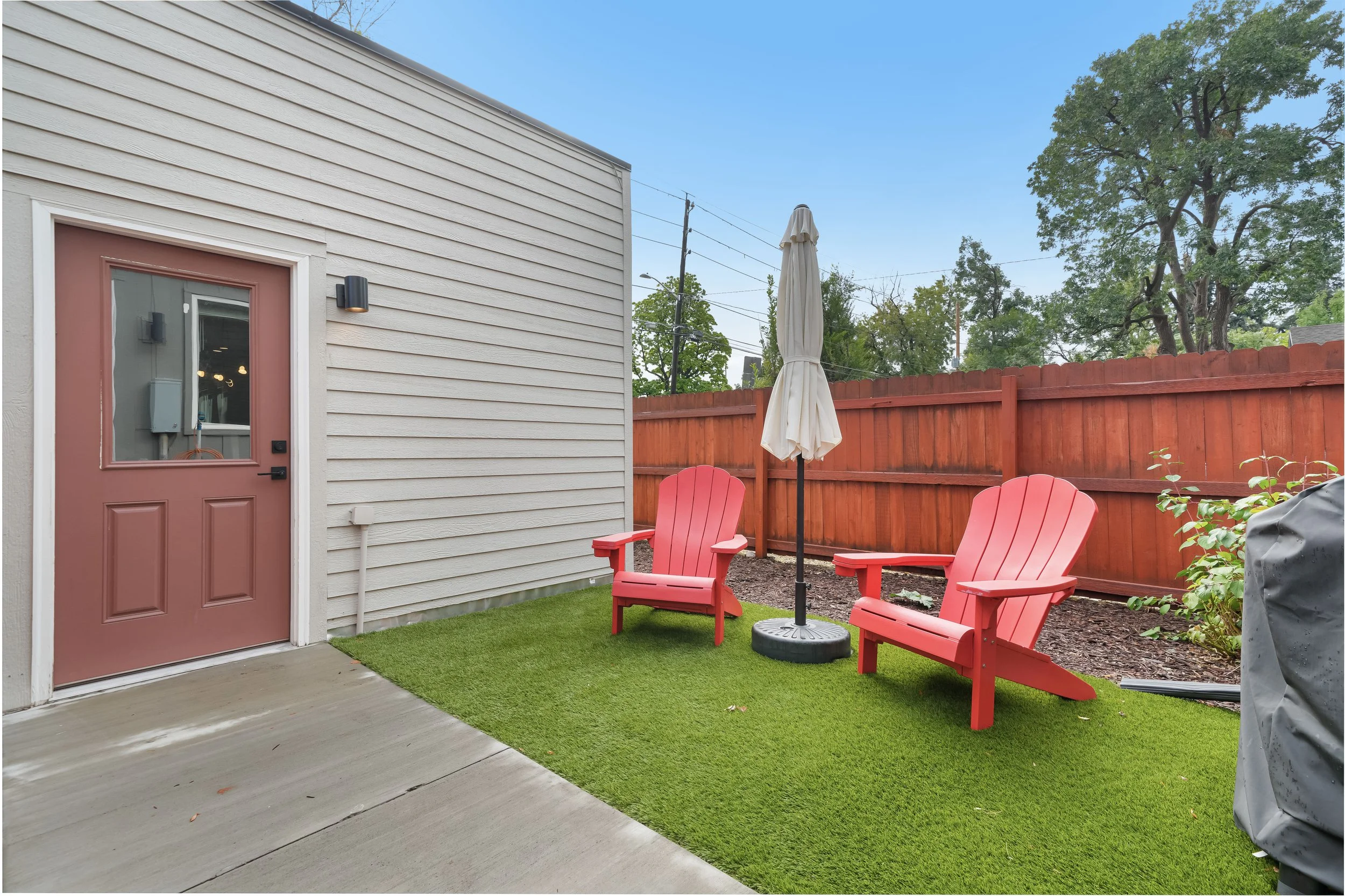 1898 S Williams St(MLS)-24.jpg