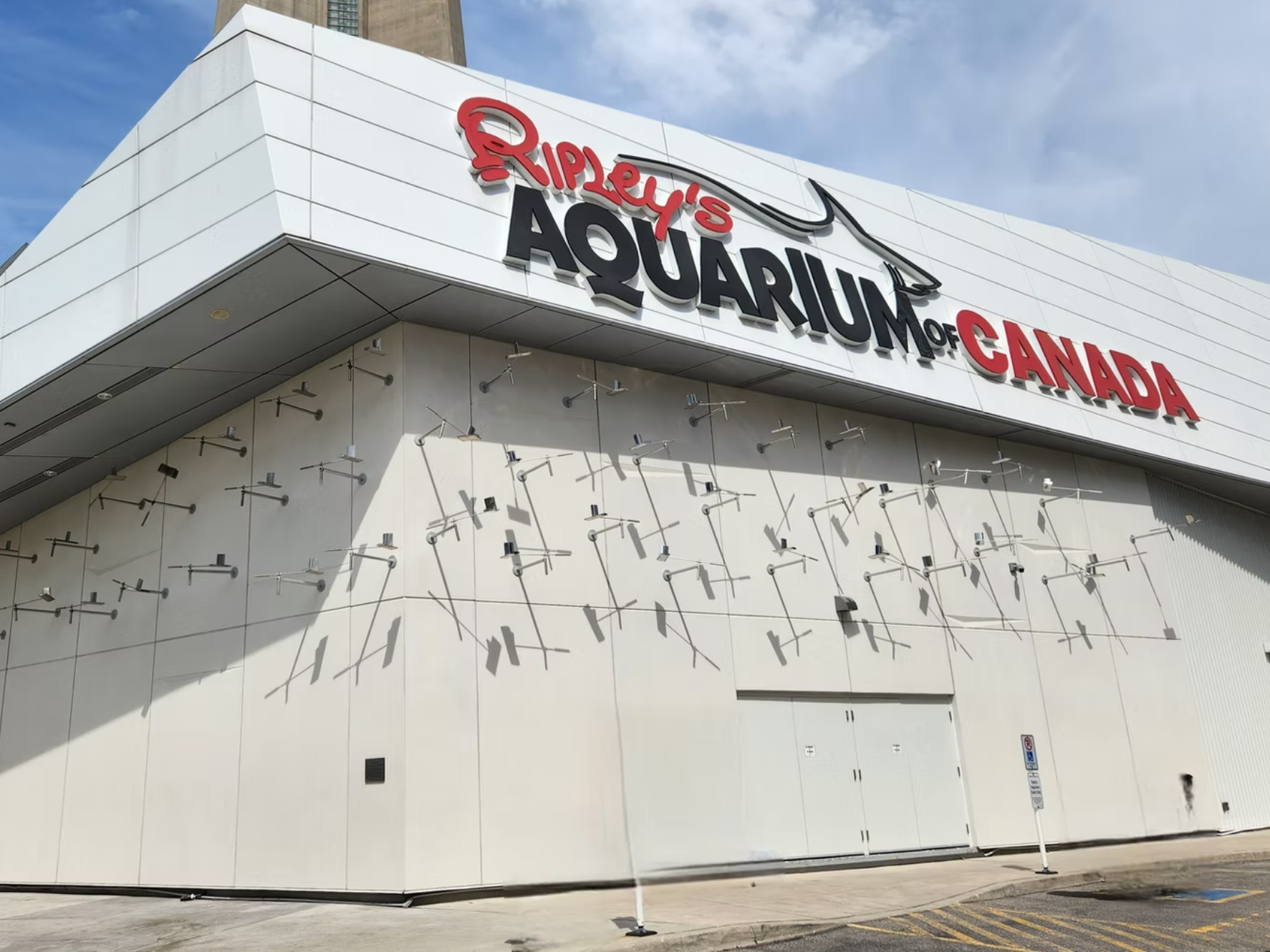Commercial masonry building with exterior colour work for Ripley Aquarium Canada